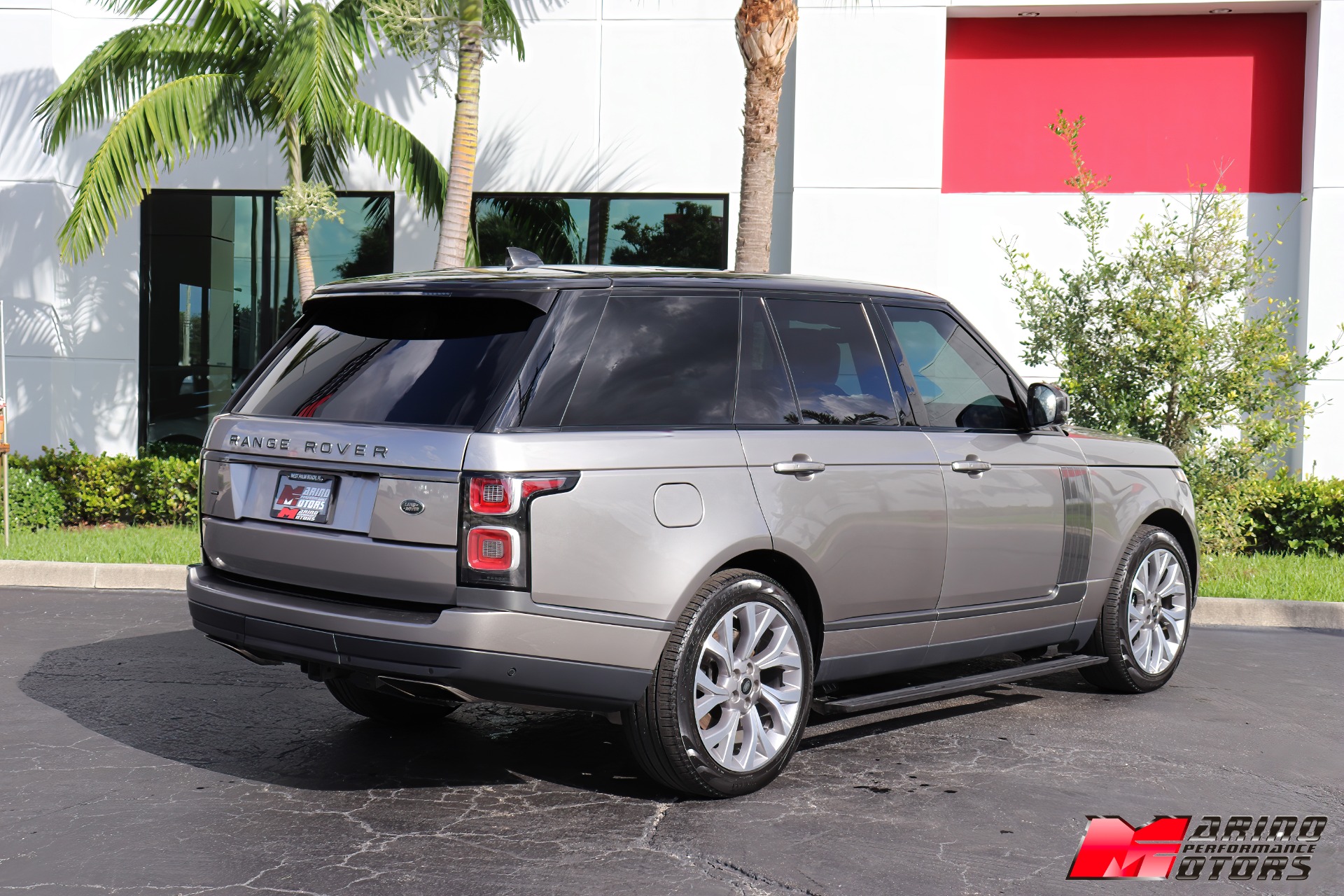 Used-2020-Land-Rover-Range-Rover-PHEV-Autobiography