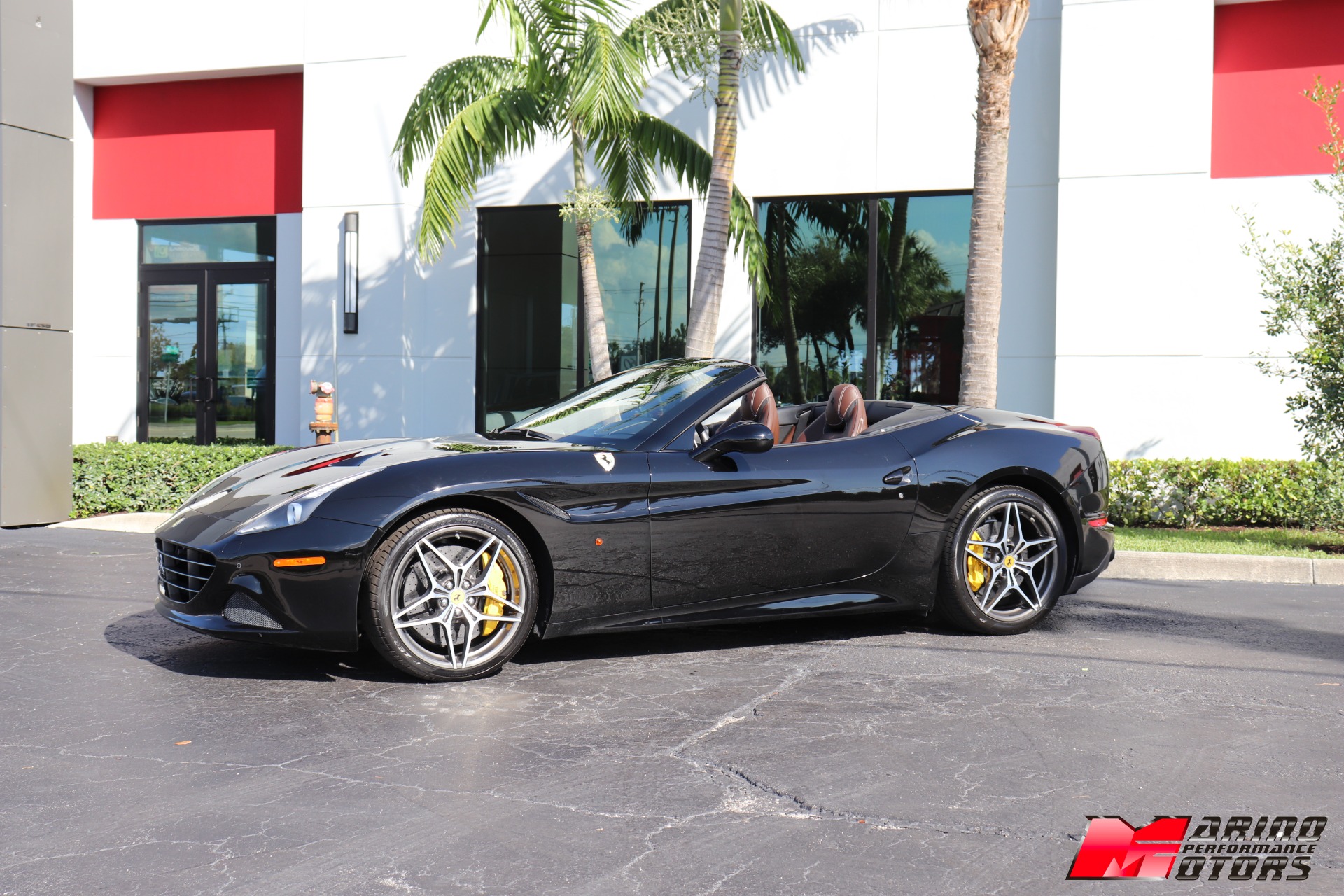 Used-2017-Ferrari-California-T