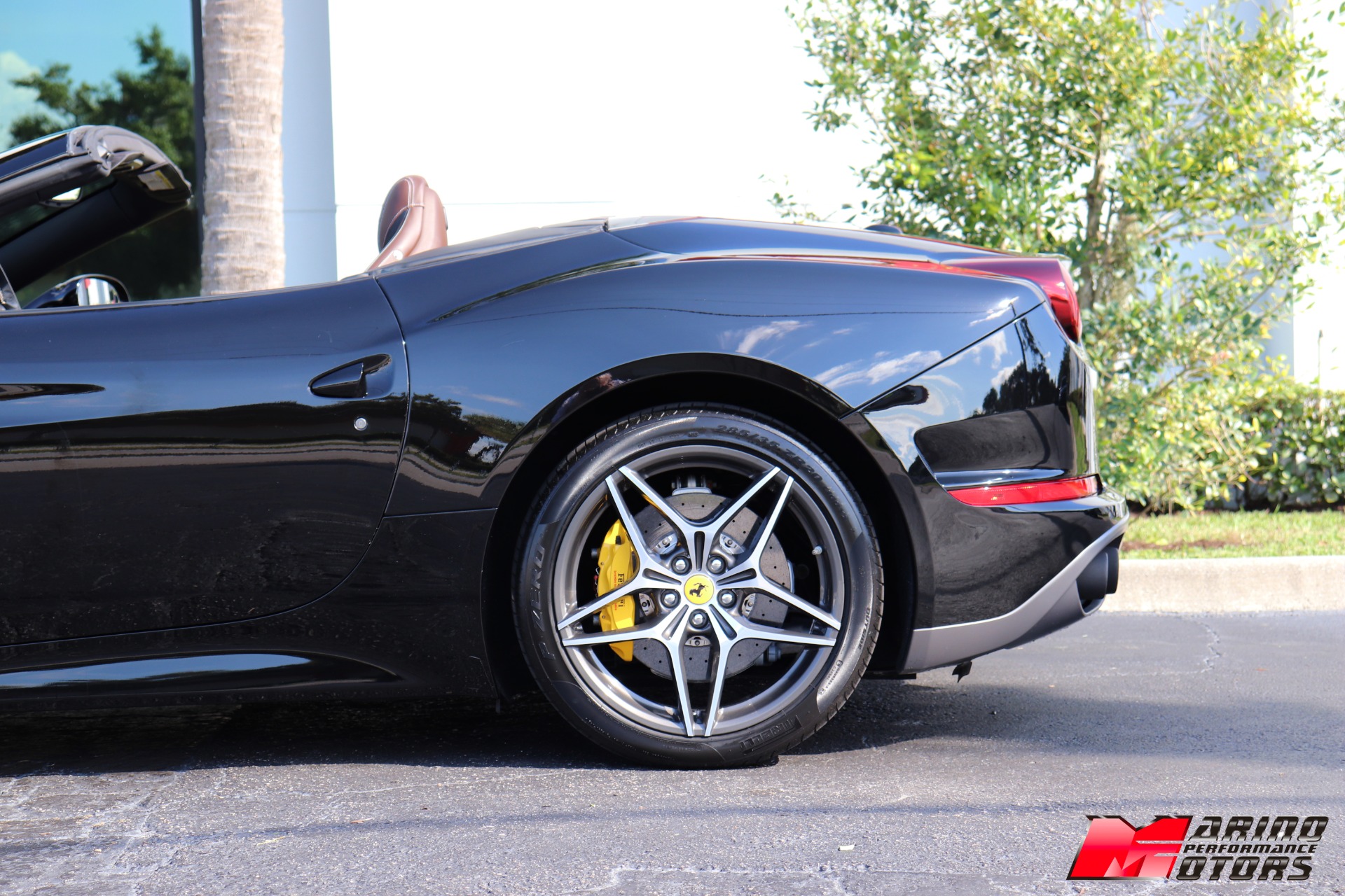 Used-2017-Ferrari-California-T