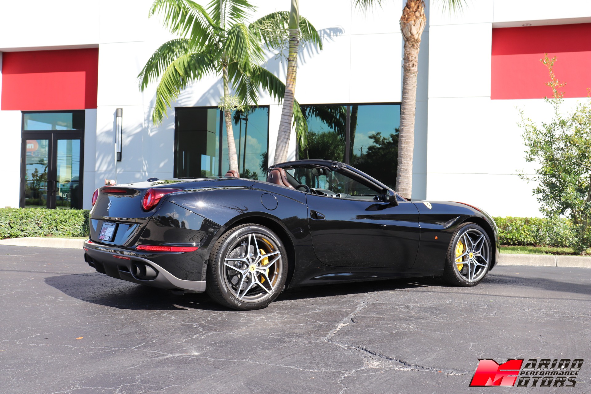 Used-2017-Ferrari-California-T