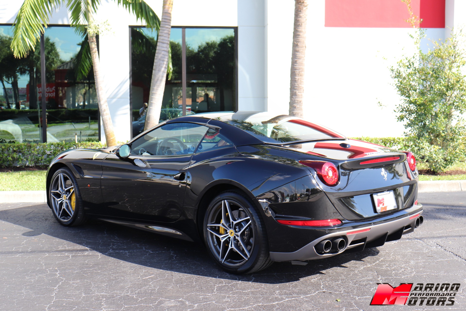 Used-2017-Ferrari-California-T