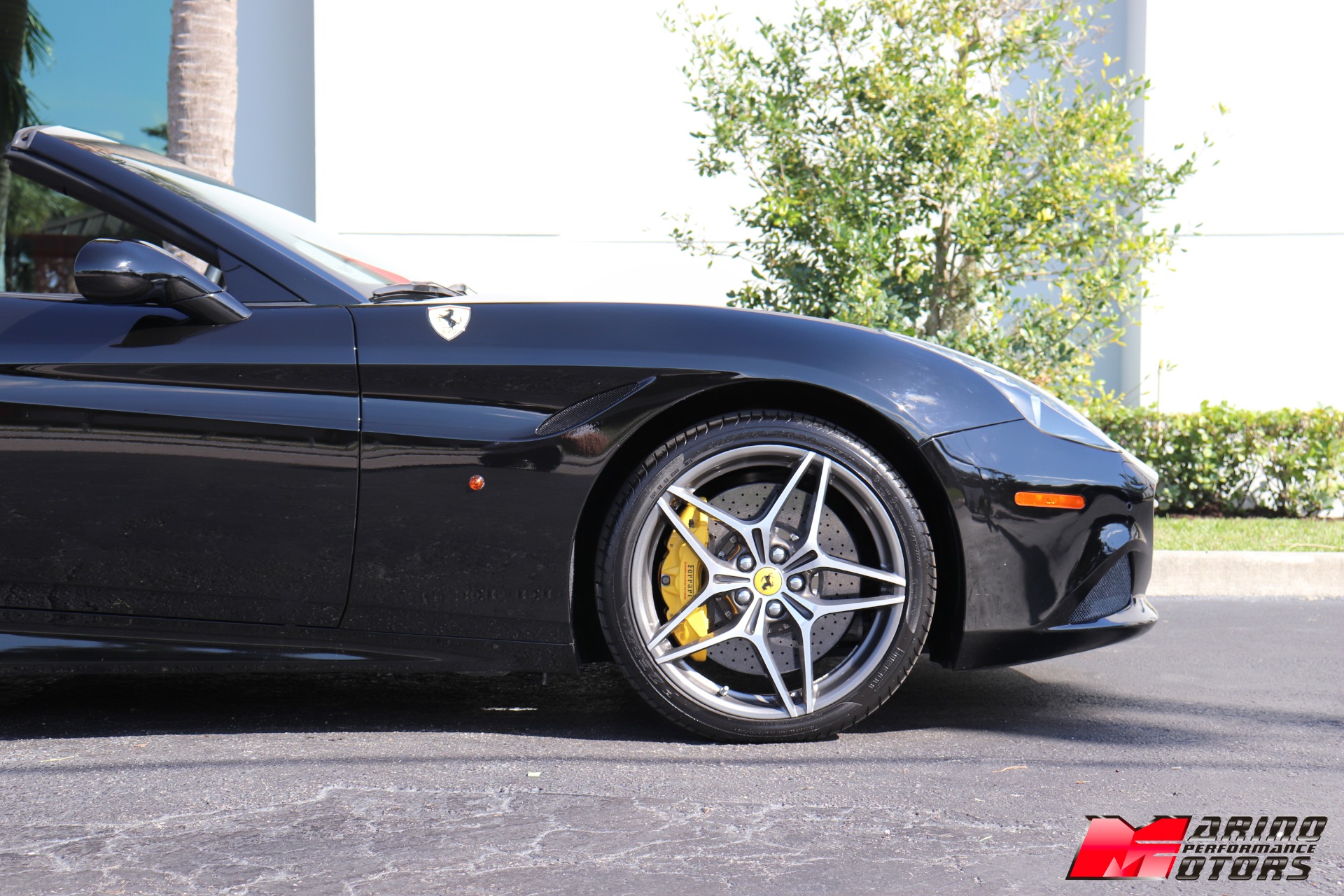 Used-2017-Ferrari-California-T