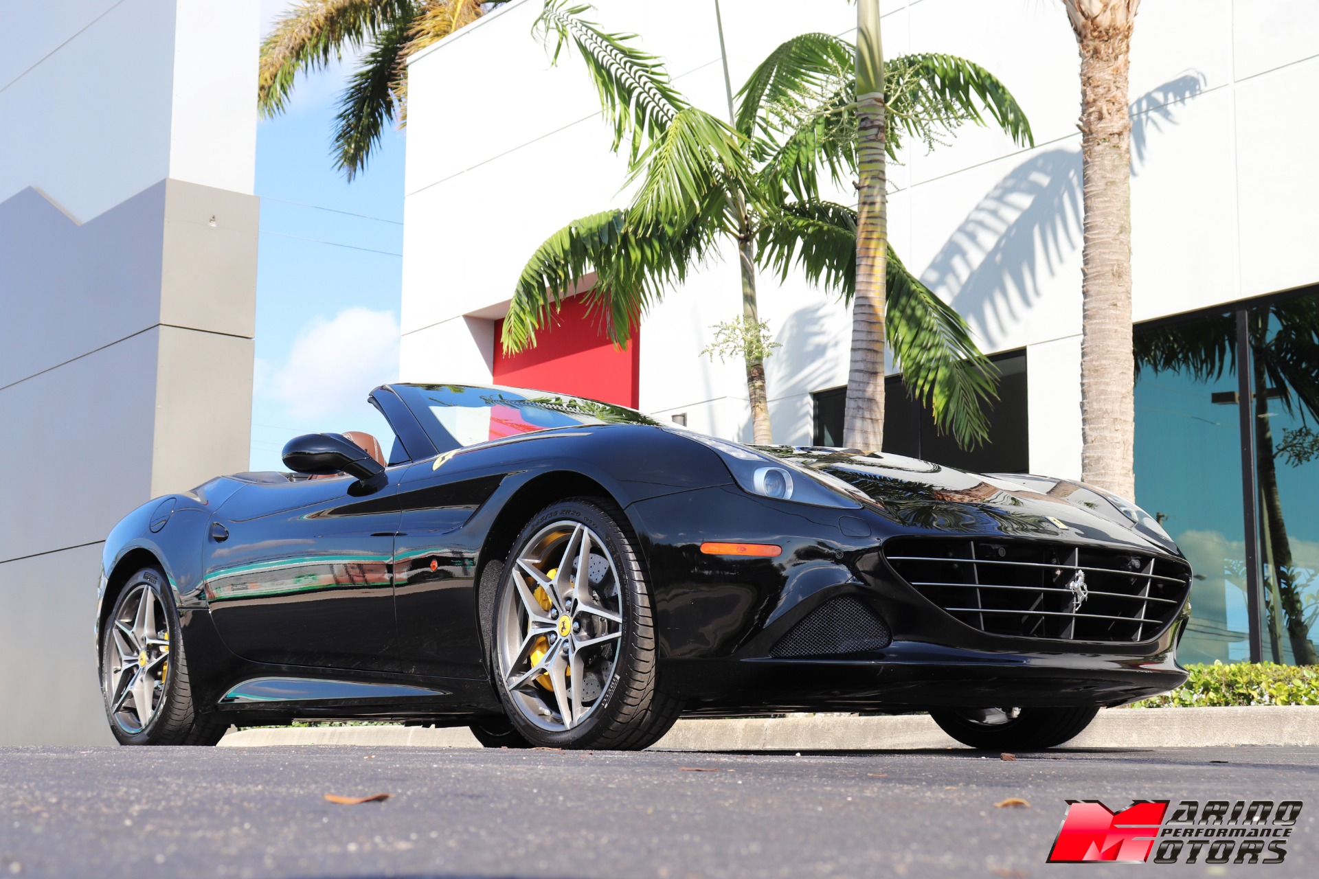 Used-2017-Ferrari-California-T