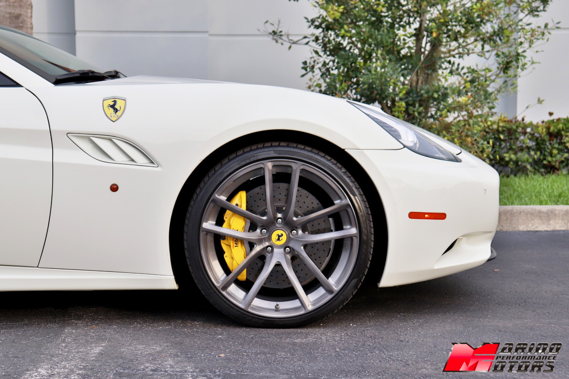 Used-2012-Ferrari-California