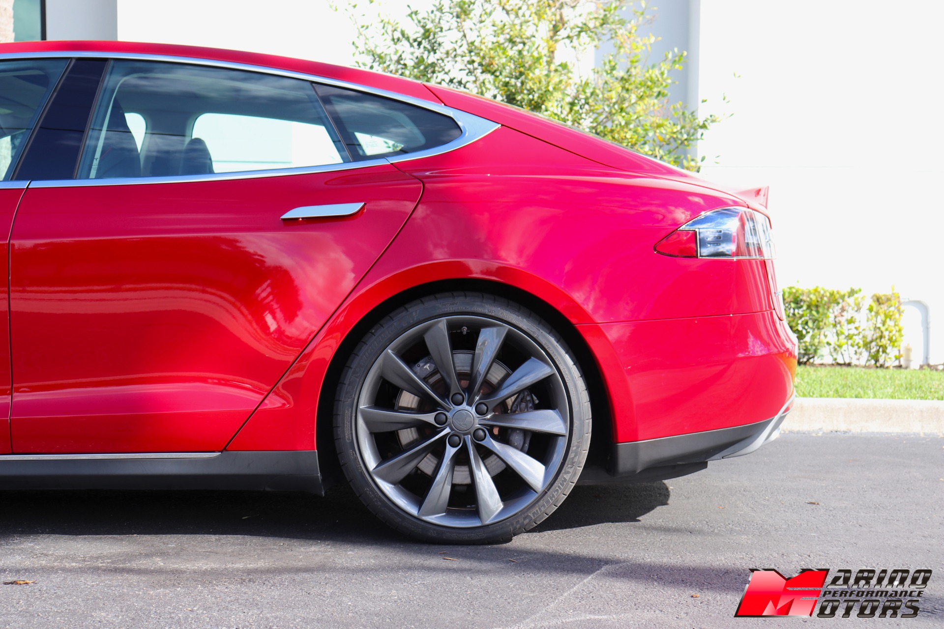 Used-2013-Tesla-Model-S-Performance