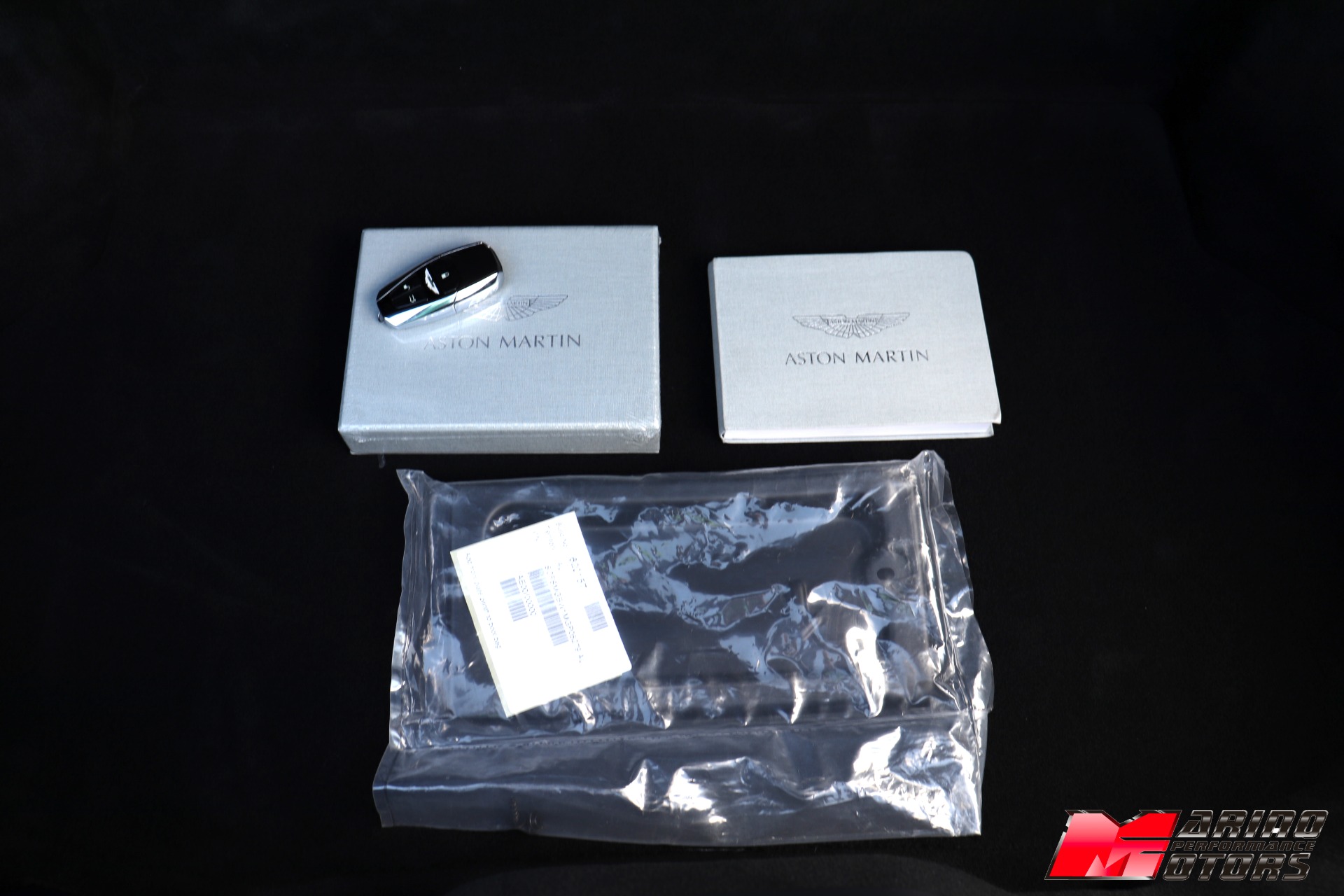 Used-2021-Aston-Martin-Vantage-Roadster