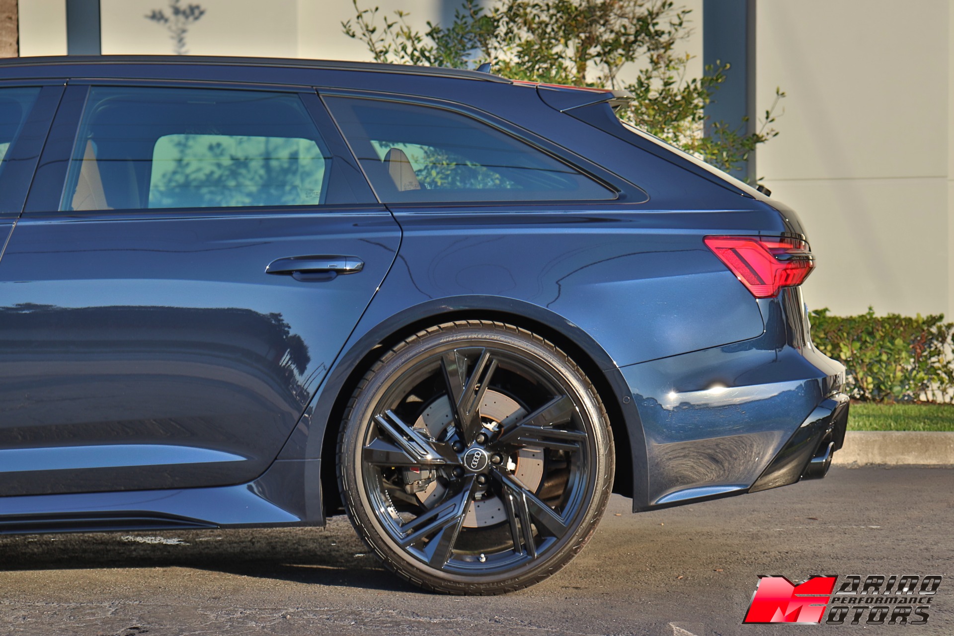 Used-2022-Audi-RS-6-Avant-40T-quattro-Avant