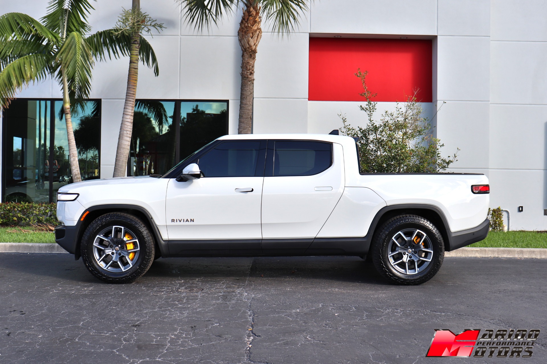 Used-2022-Rivian-R1T-Launch-Edition
