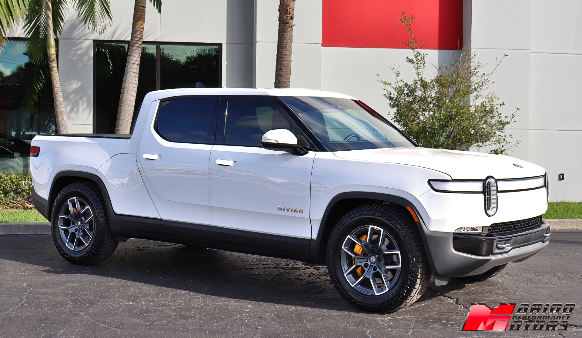 Used-2022-Rivian-R1T-Launch-Edition