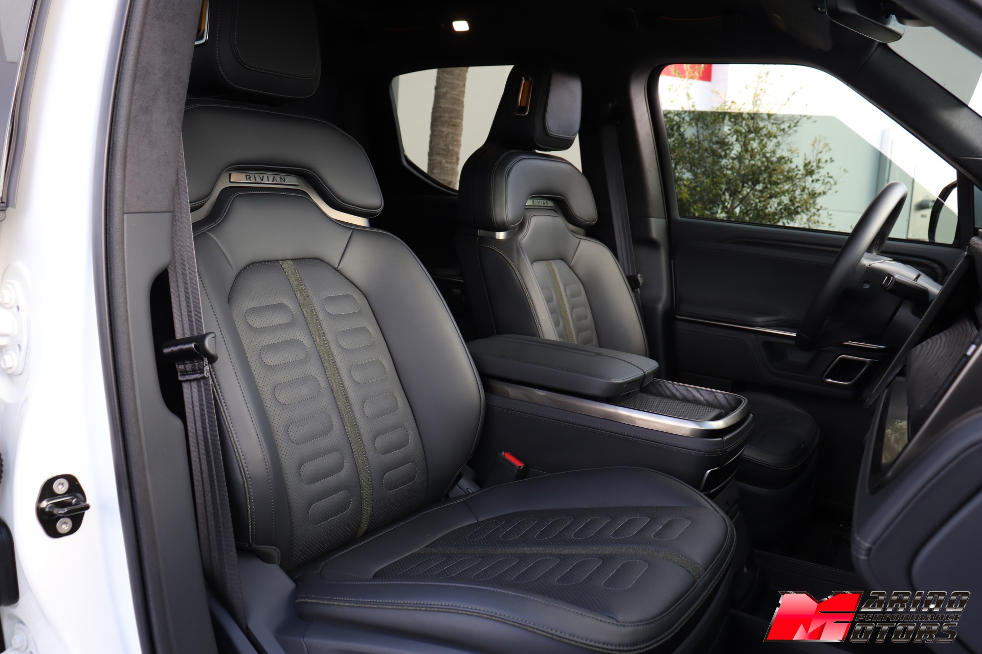 Used-2022-Rivian-R1T-Launch-Edition