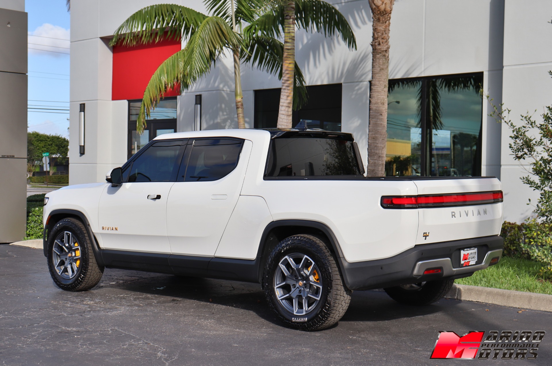 Used-2022-Rivian-R1T-Launch-Edition