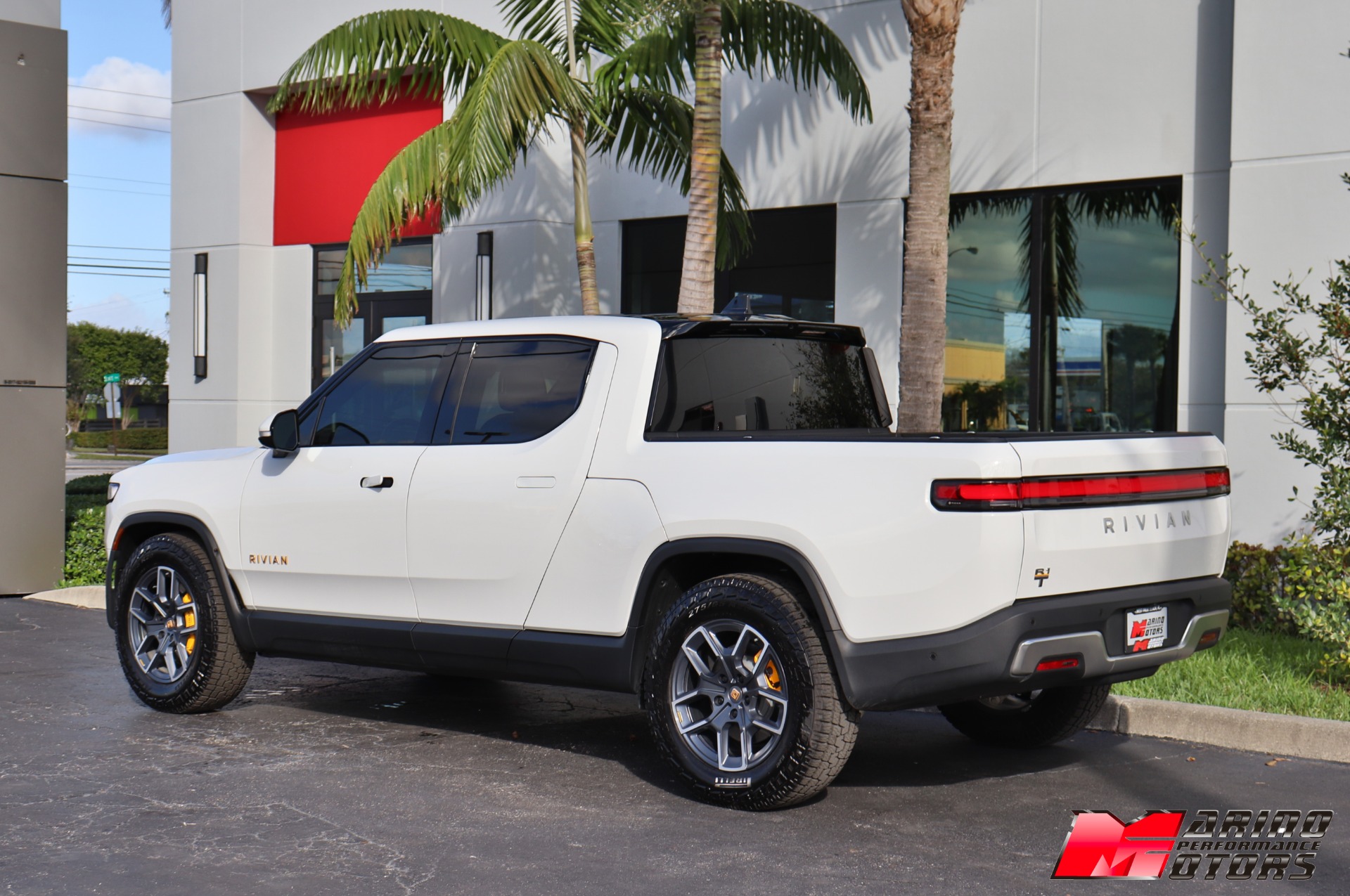 Used-2022-Rivian-R1T-Launch-Edition