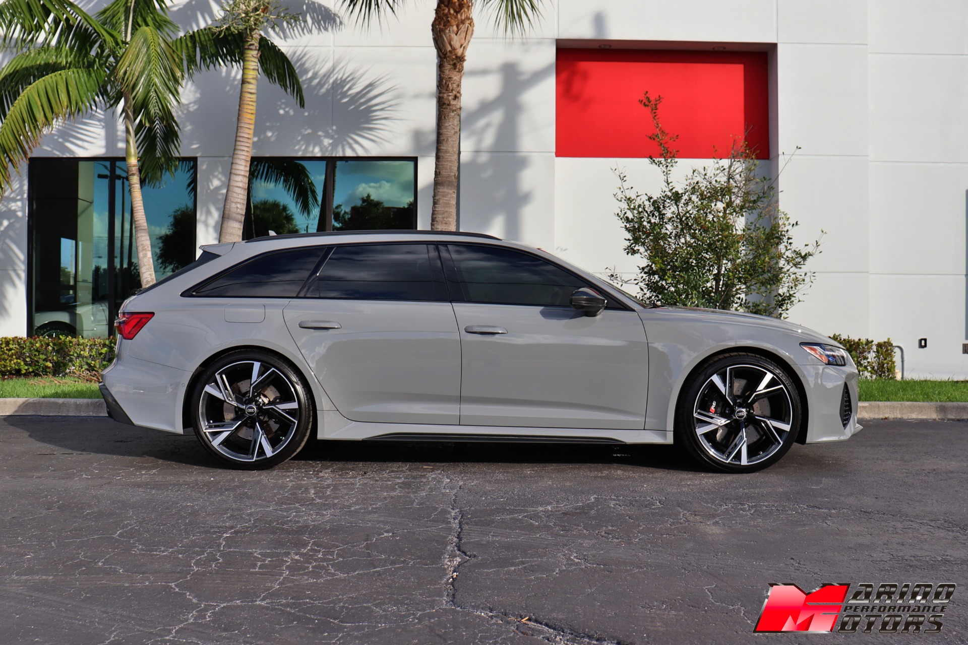 Used-2021-Audi-RS-6-Avant-40T-quattro-Avant