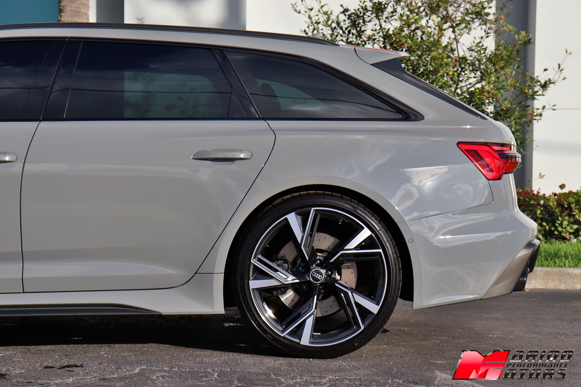 Used-2021-Audi-RS-6-Avant-40T-quattro-Avant