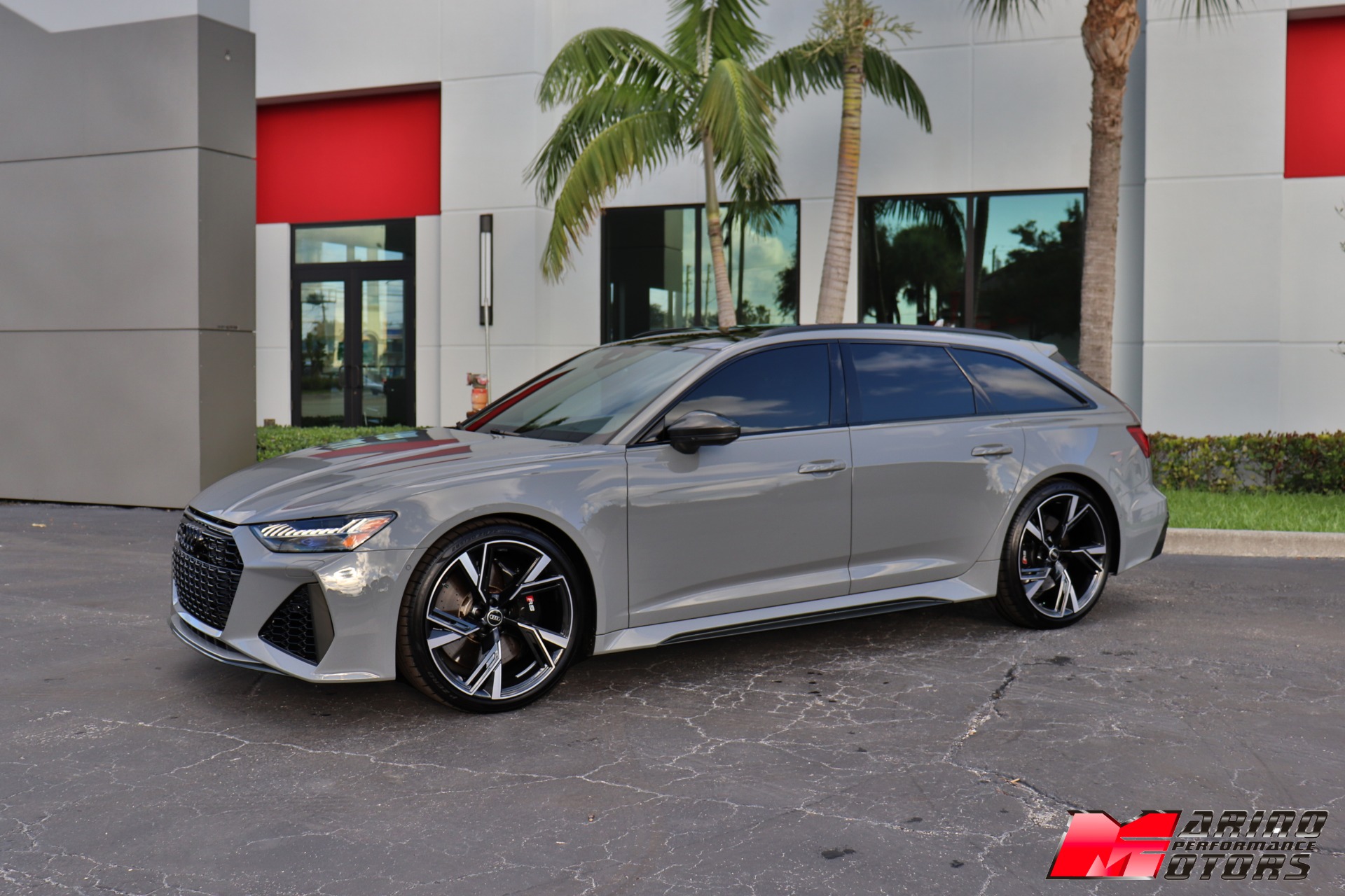 Used-2021-Audi-RS-6-Avant-40T-quattro-Avant