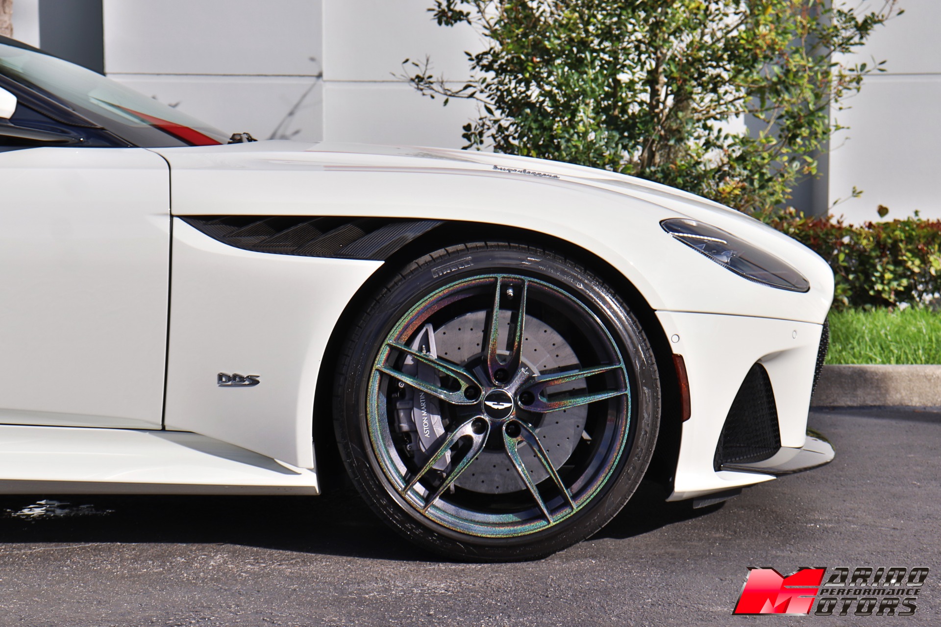 Used-2019-Aston-Martin-DBS-Superleggera