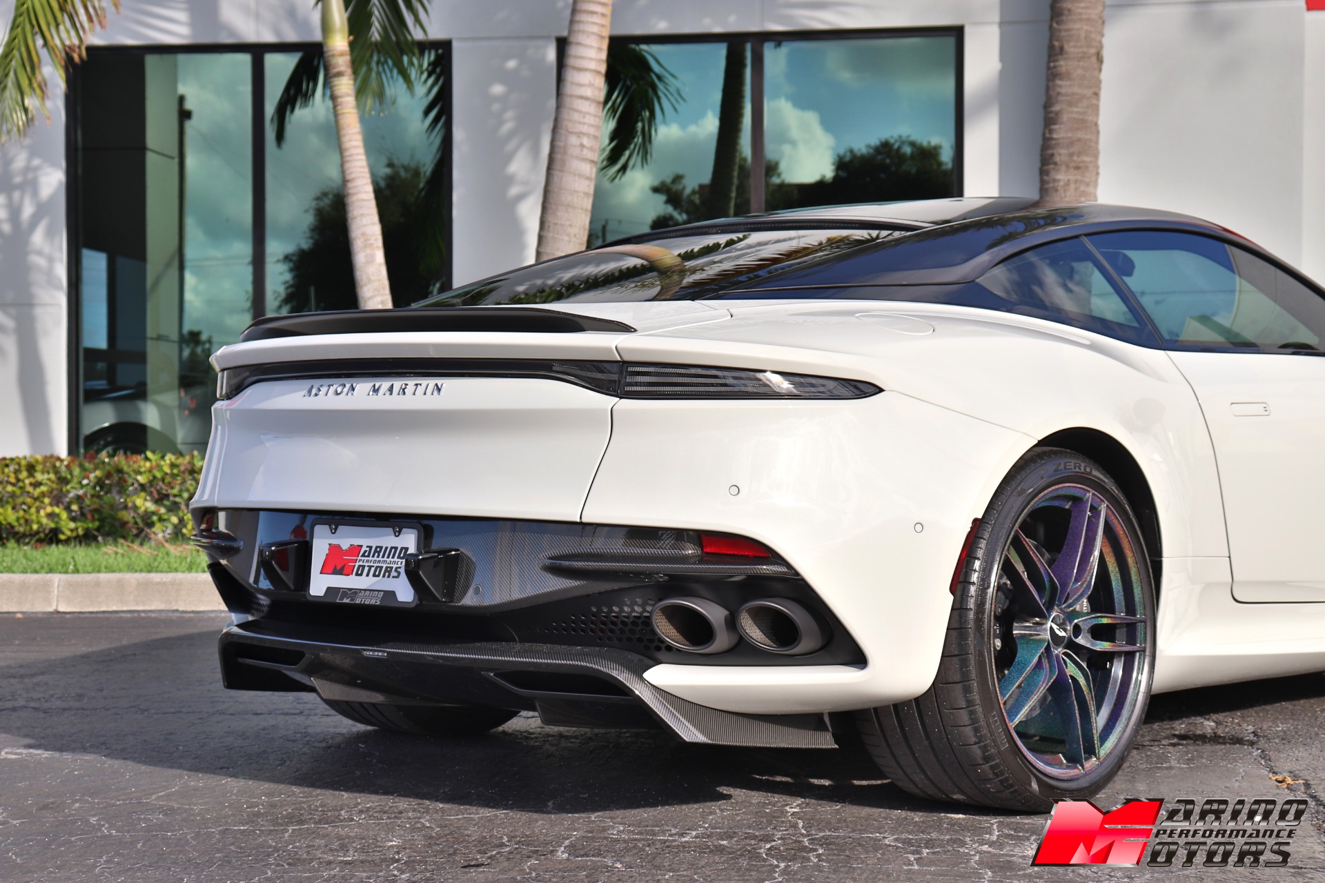 Used-2019-Aston-Martin-DBS-Superleggera