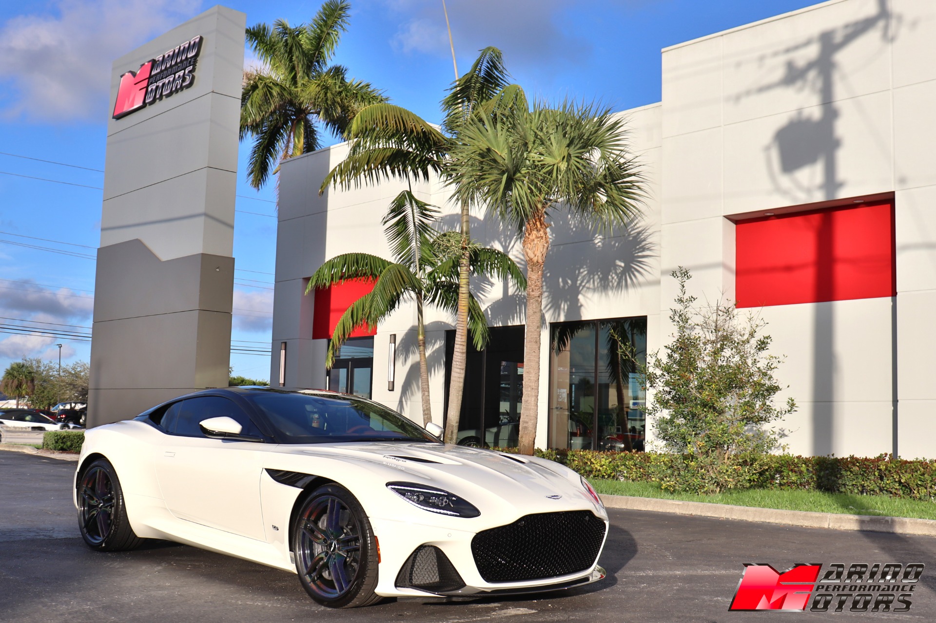 Used-2019-Aston-Martin-DBS-Superleggera