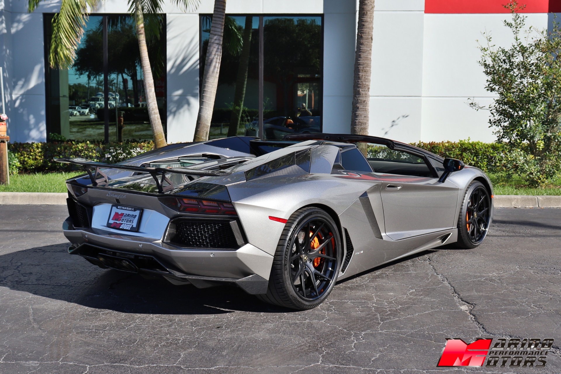 Used-2014-Lamborghini-Aventador-LP-700-4-Roadster