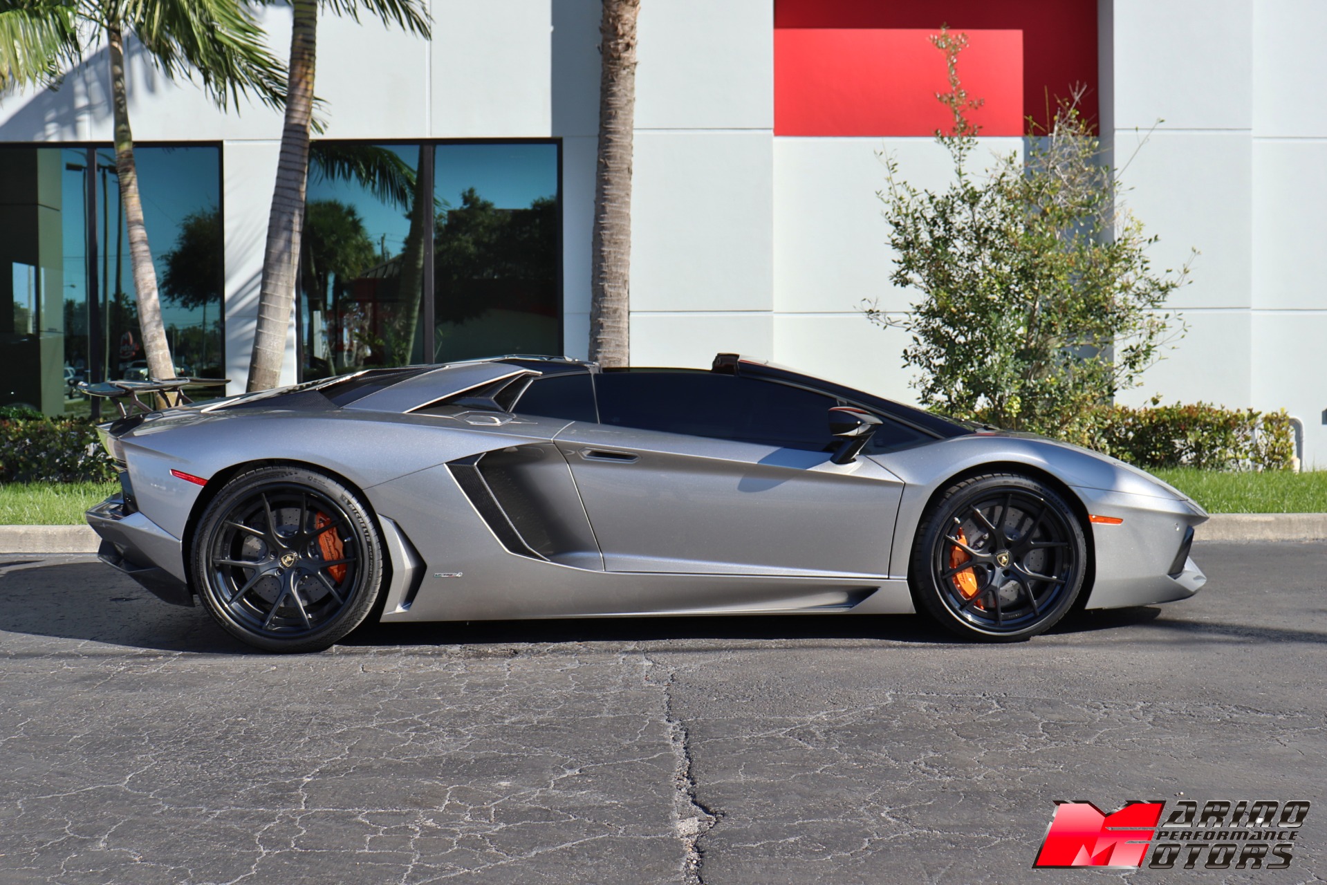 Used-2014-Lamborghini-Aventador-LP-700-4-Roadster