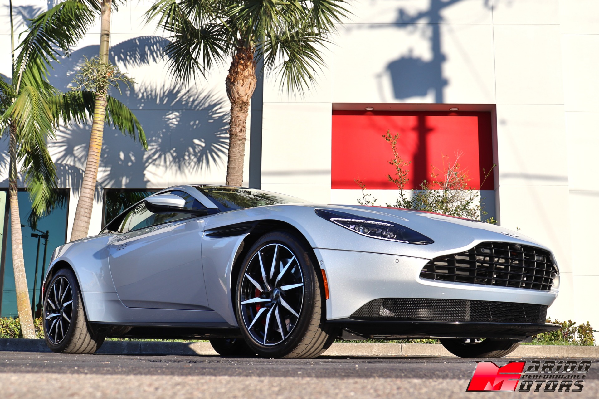 Used-2021-Aston-Martin-DB11-V8