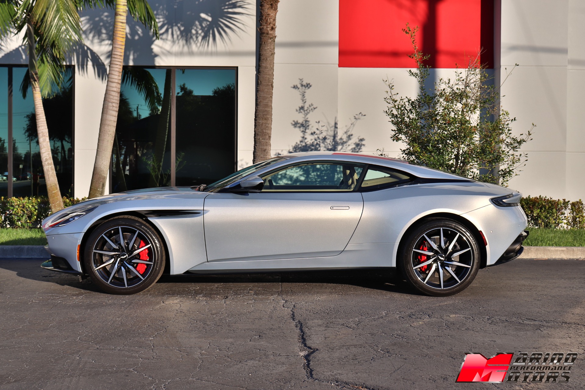 Used-2021-Aston-Martin-DB11-V8