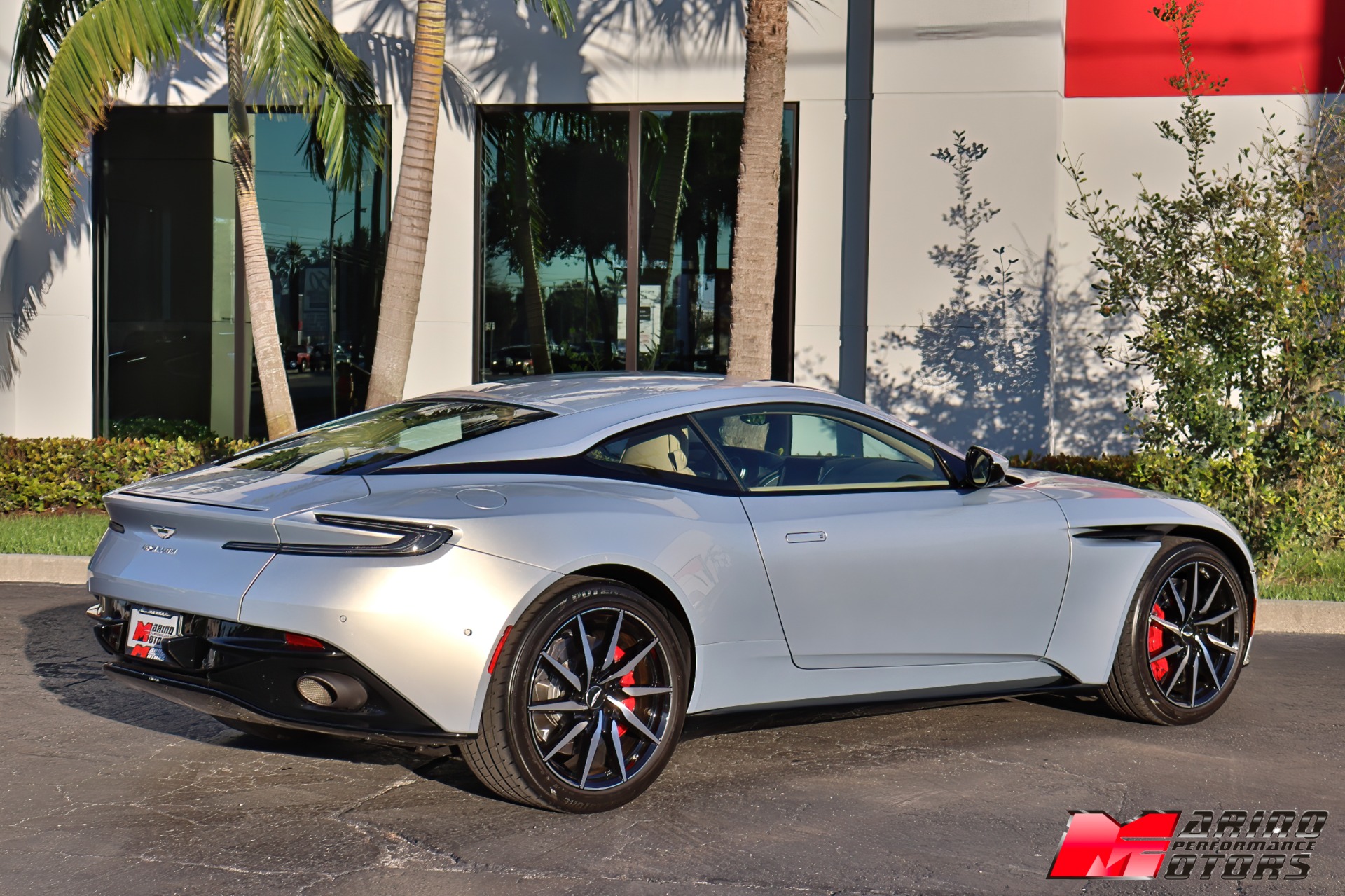 Used-2021-Aston-Martin-DB11-V8