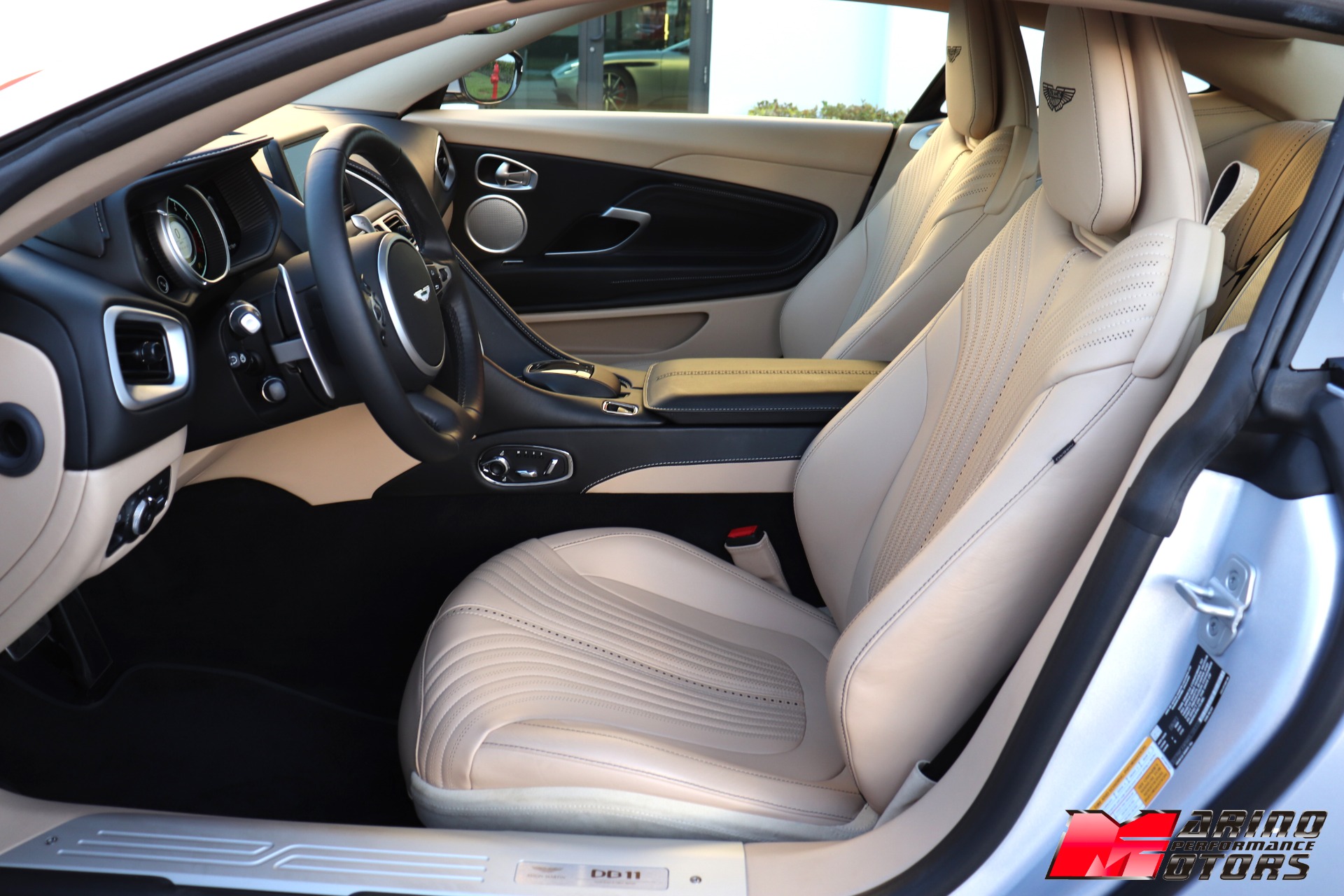 Used-2021-Aston-Martin-DB11-V8