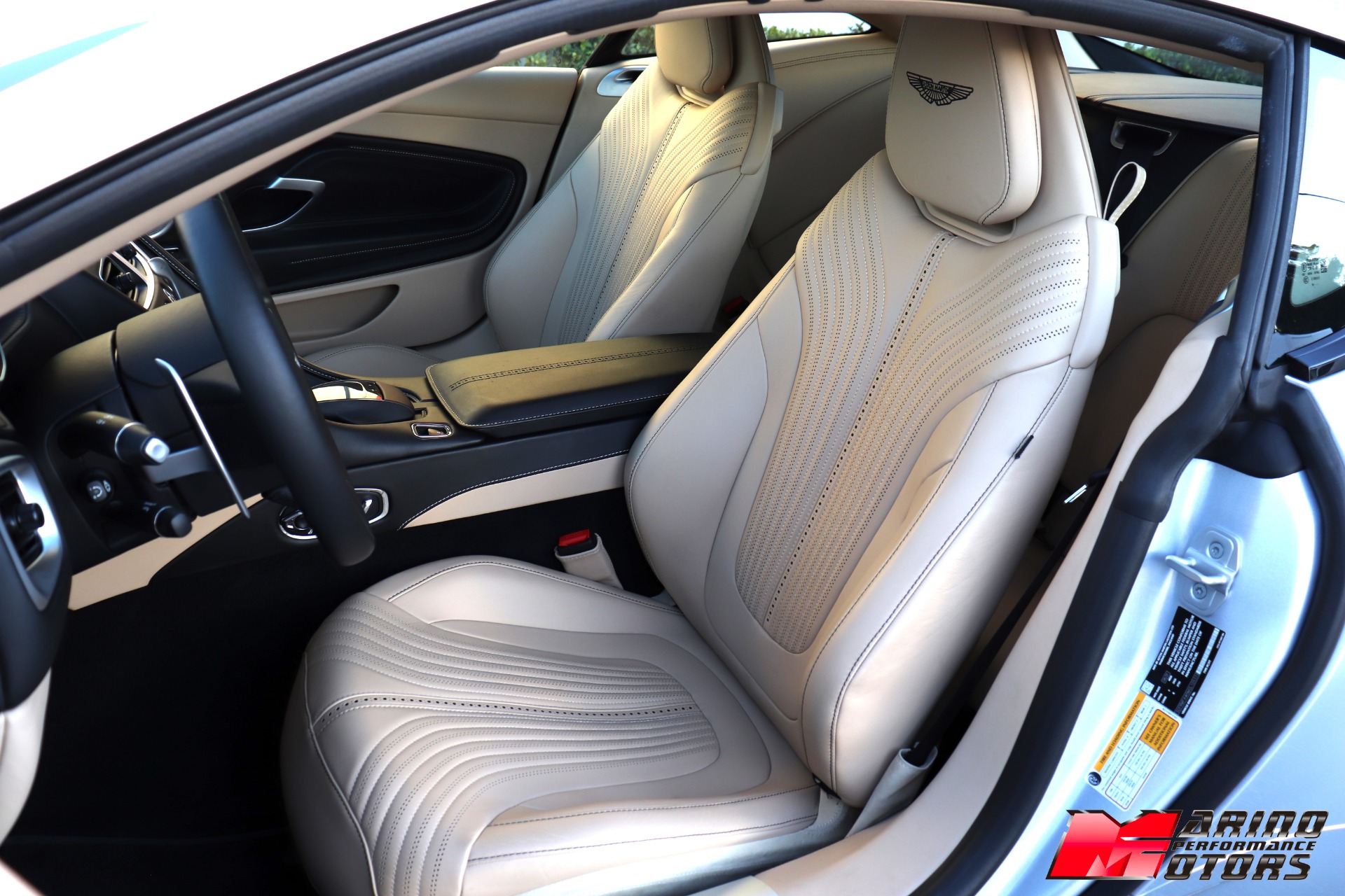 Used-2021-Aston-Martin-DB11-V8