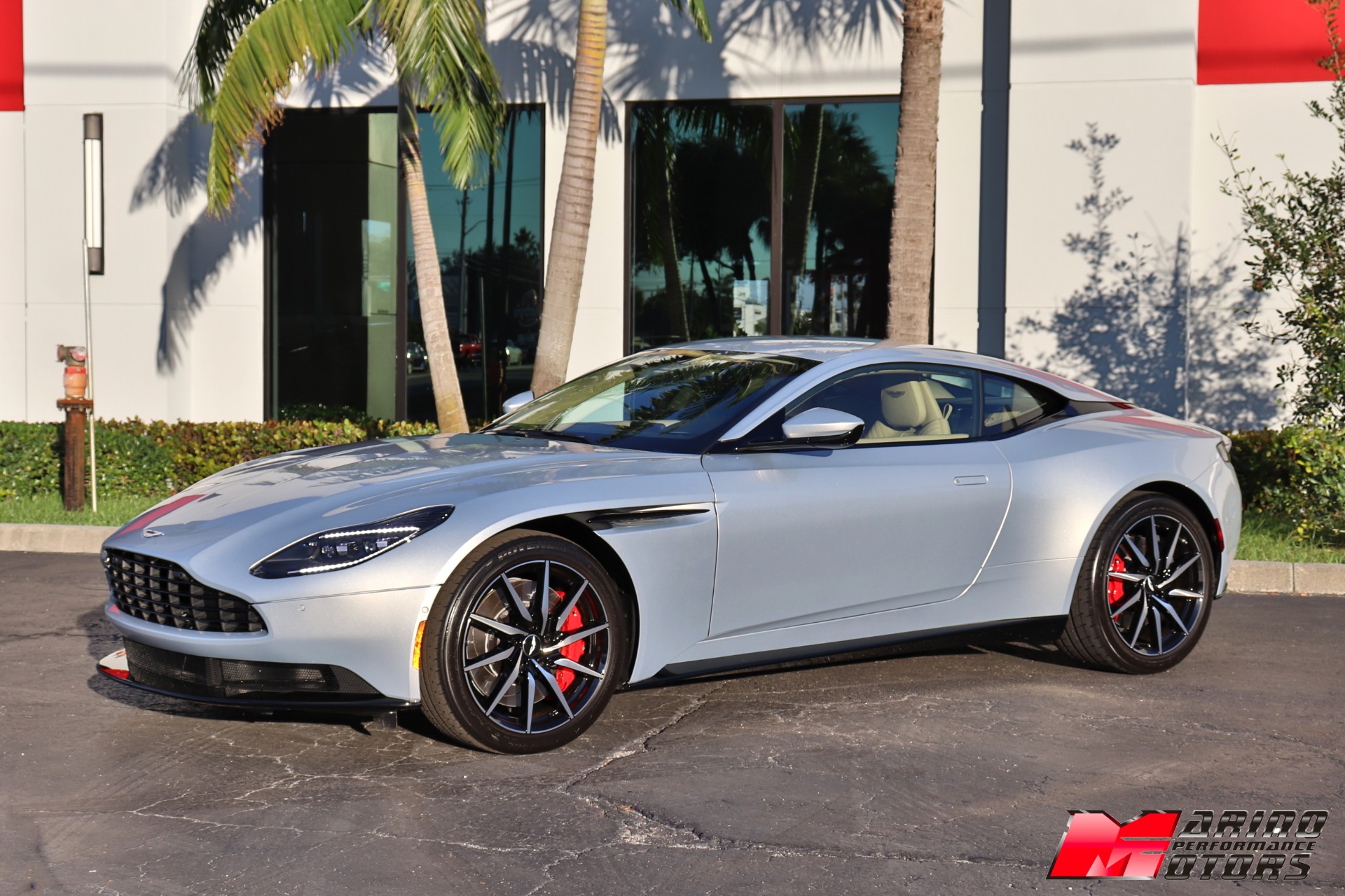 Used-2021-Aston-Martin-DB11-V8
