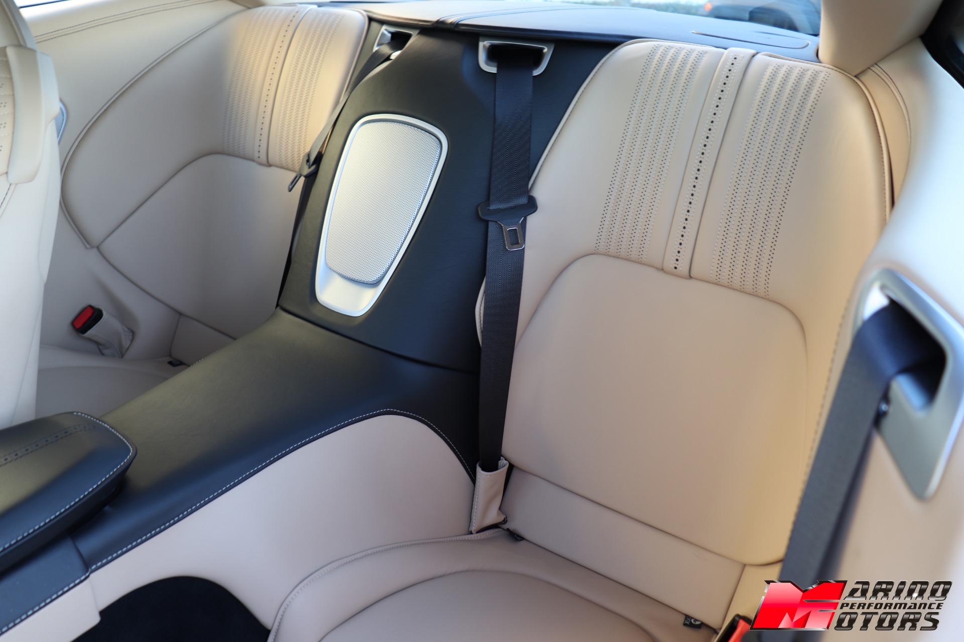 Used-2021-Aston-Martin-DB11-V8