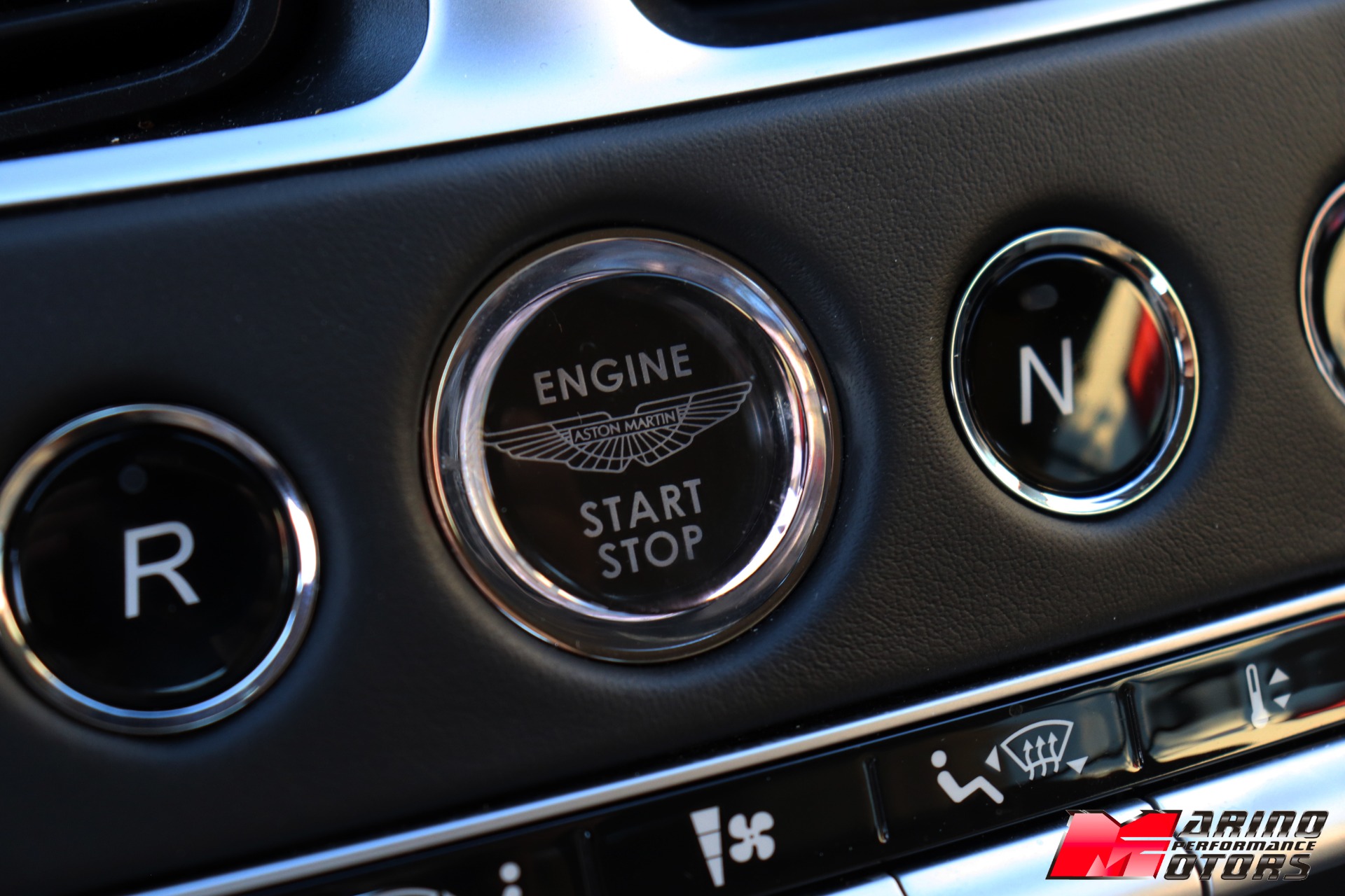 Used-2021-Aston-Martin-DB11-V8