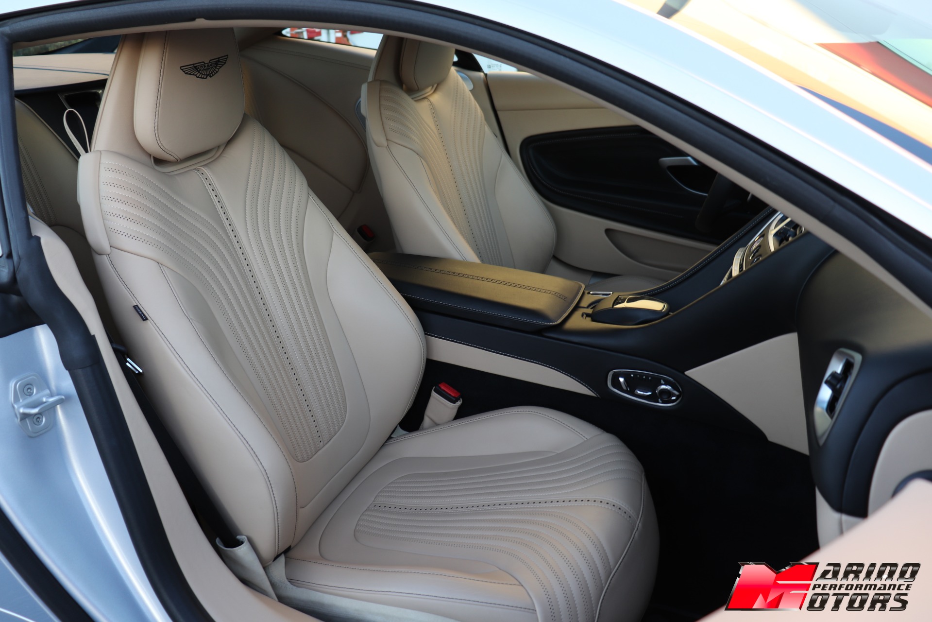 Used-2021-Aston-Martin-DB11-V8
