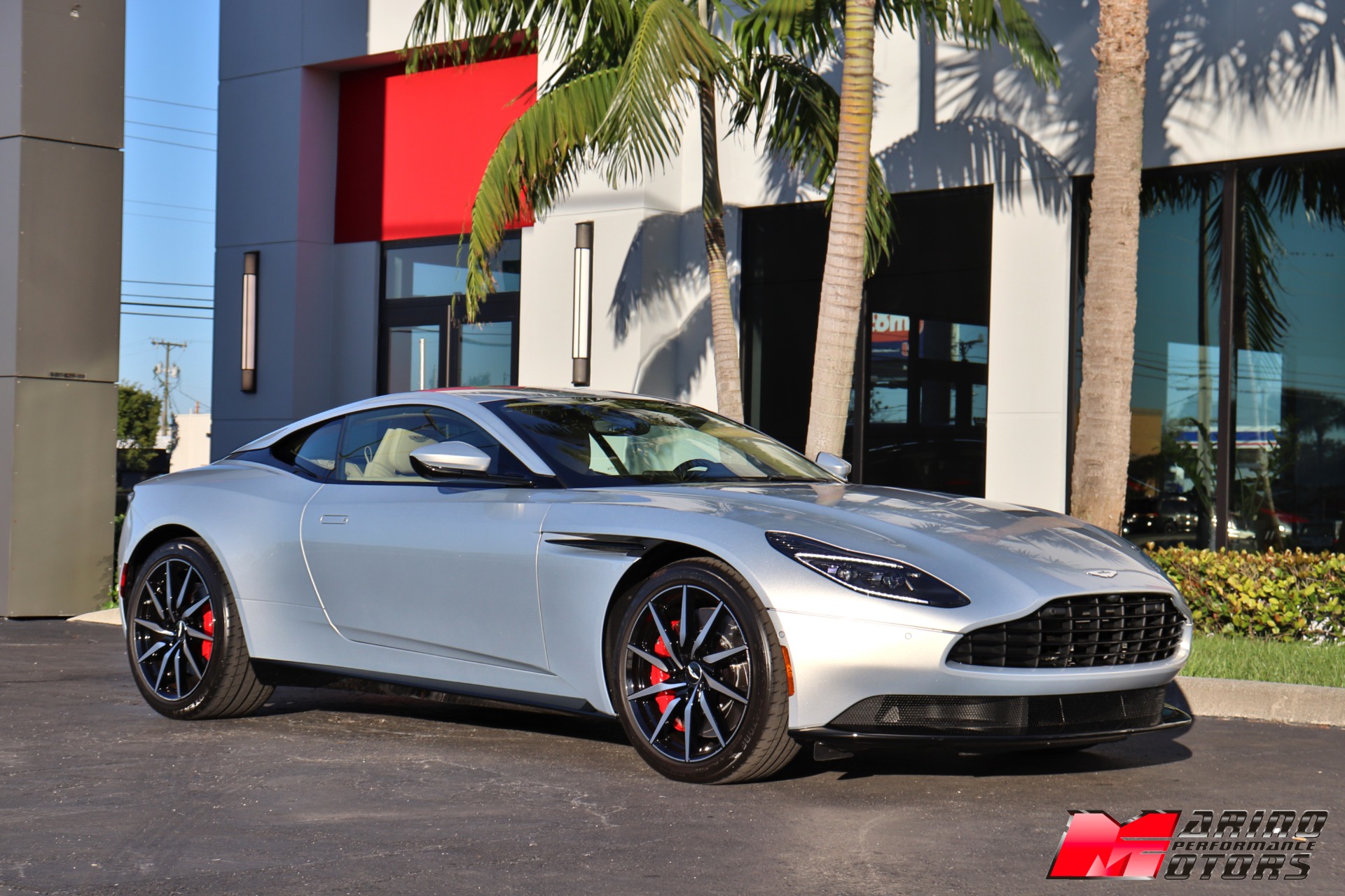 Used-2021-Aston-Martin-DB11-V8