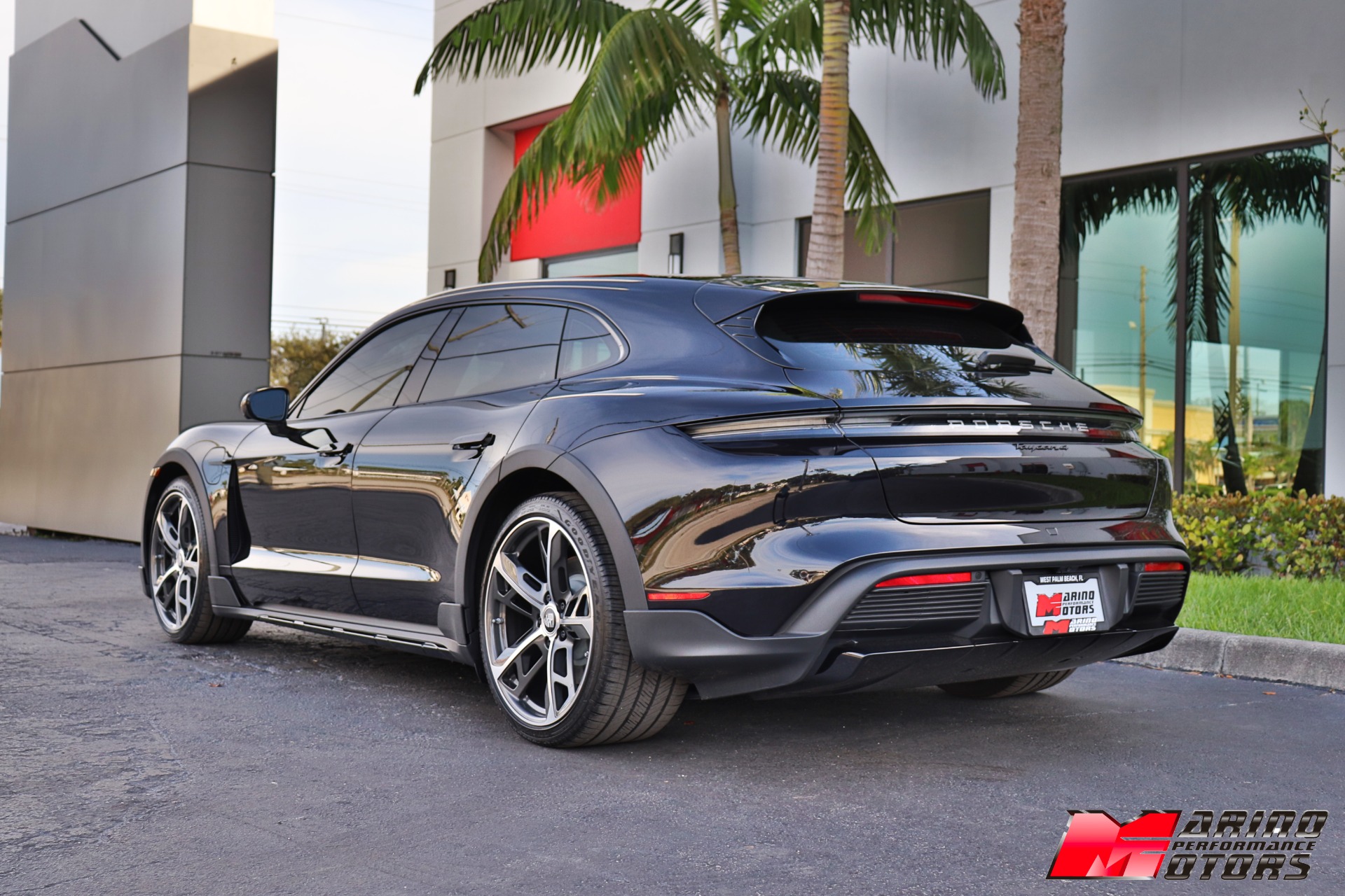 Used-2023-Porsche-Taycan-4-Cross-Turismo