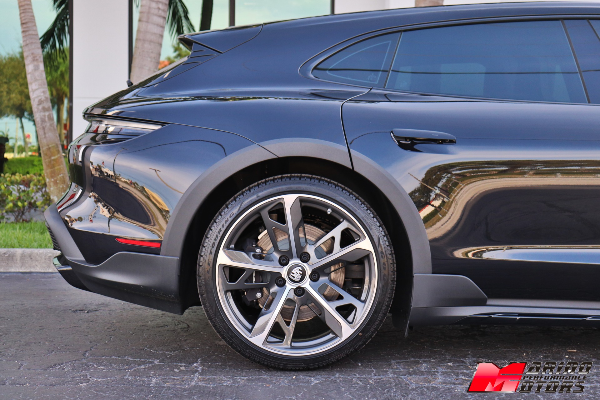 Used-2023-Porsche-Taycan-4-Cross-Turismo