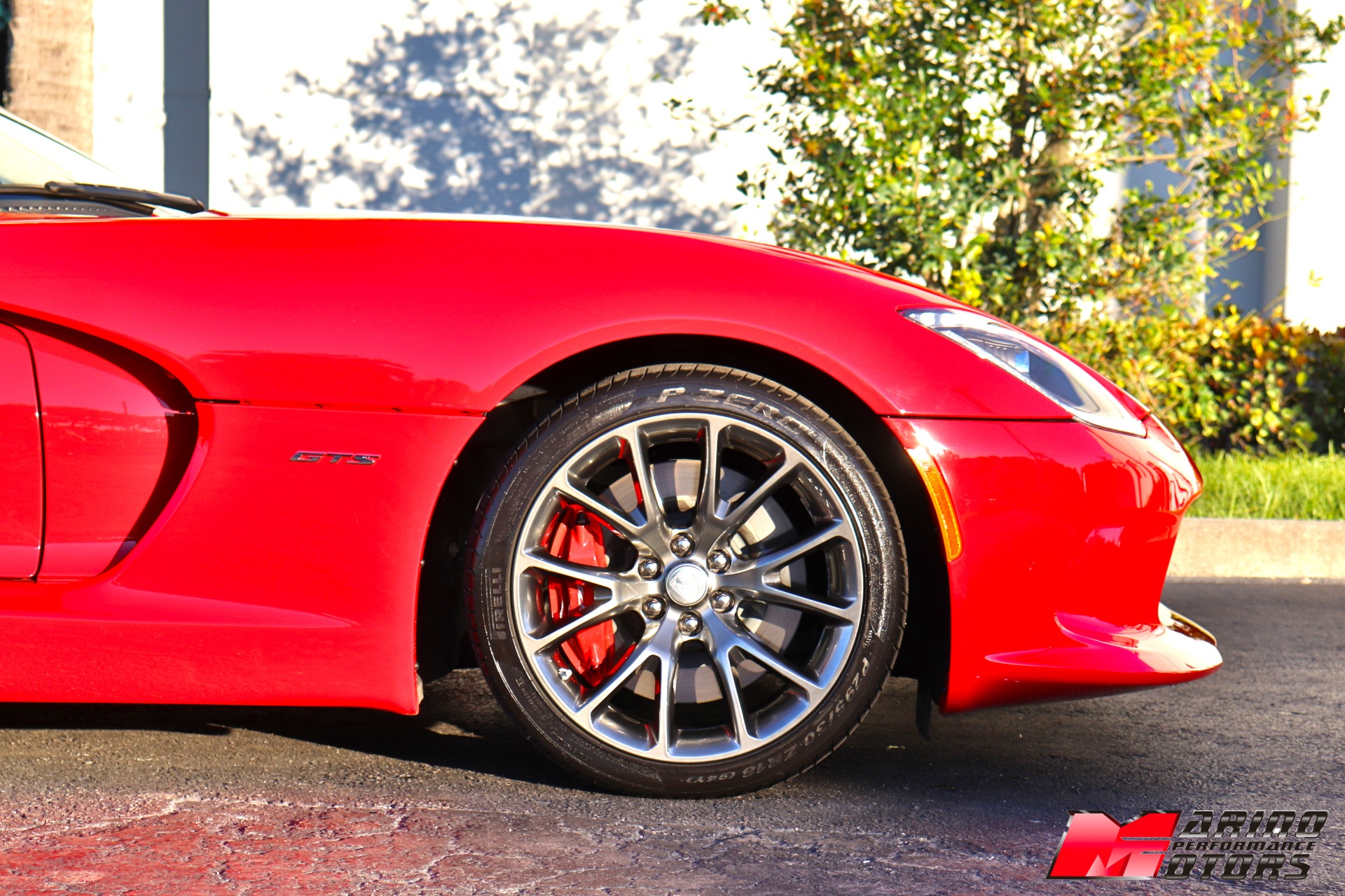 Used-2013-Dodge-SRT-Viper-GTS