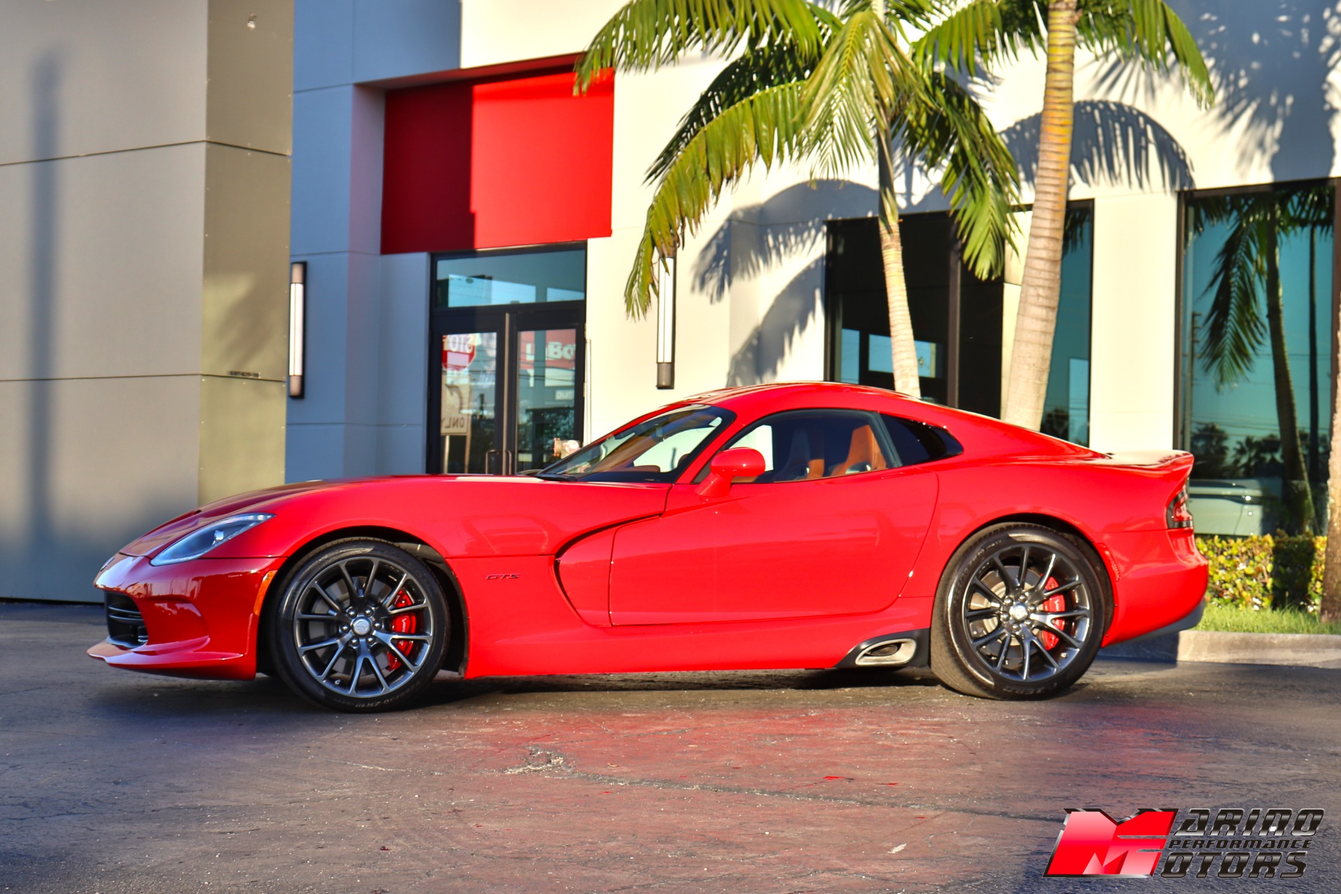 Used-2013-Dodge-SRT-Viper-GTS