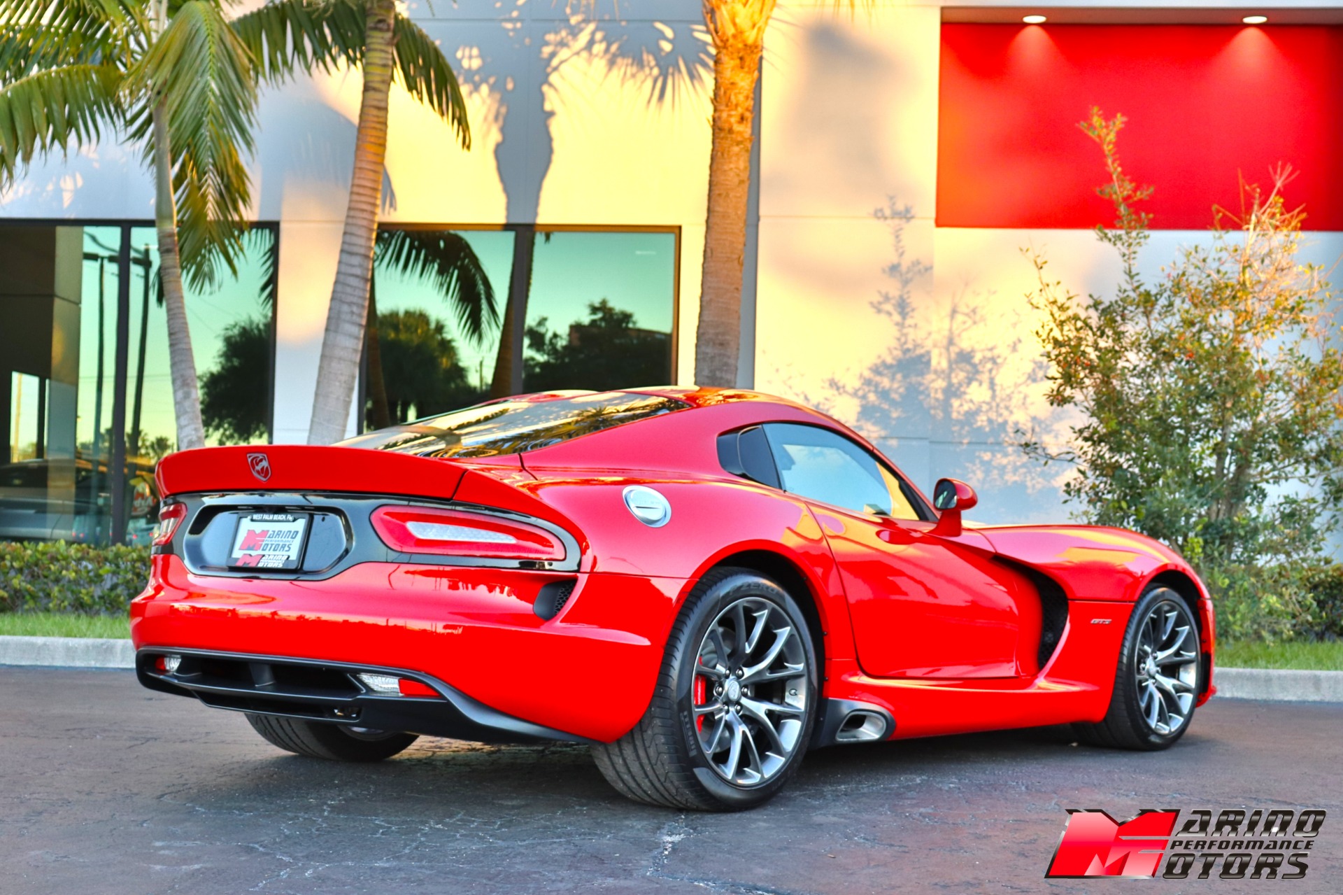 Used-2013-Dodge-SRT-Viper-GTS