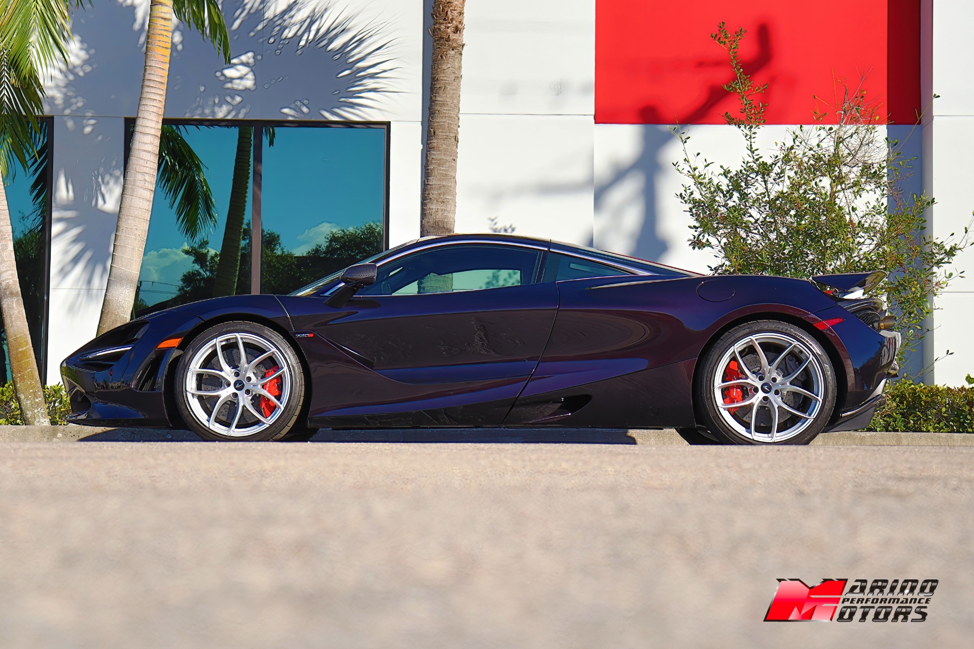 Used-2018-McLaren-720S-Luxury