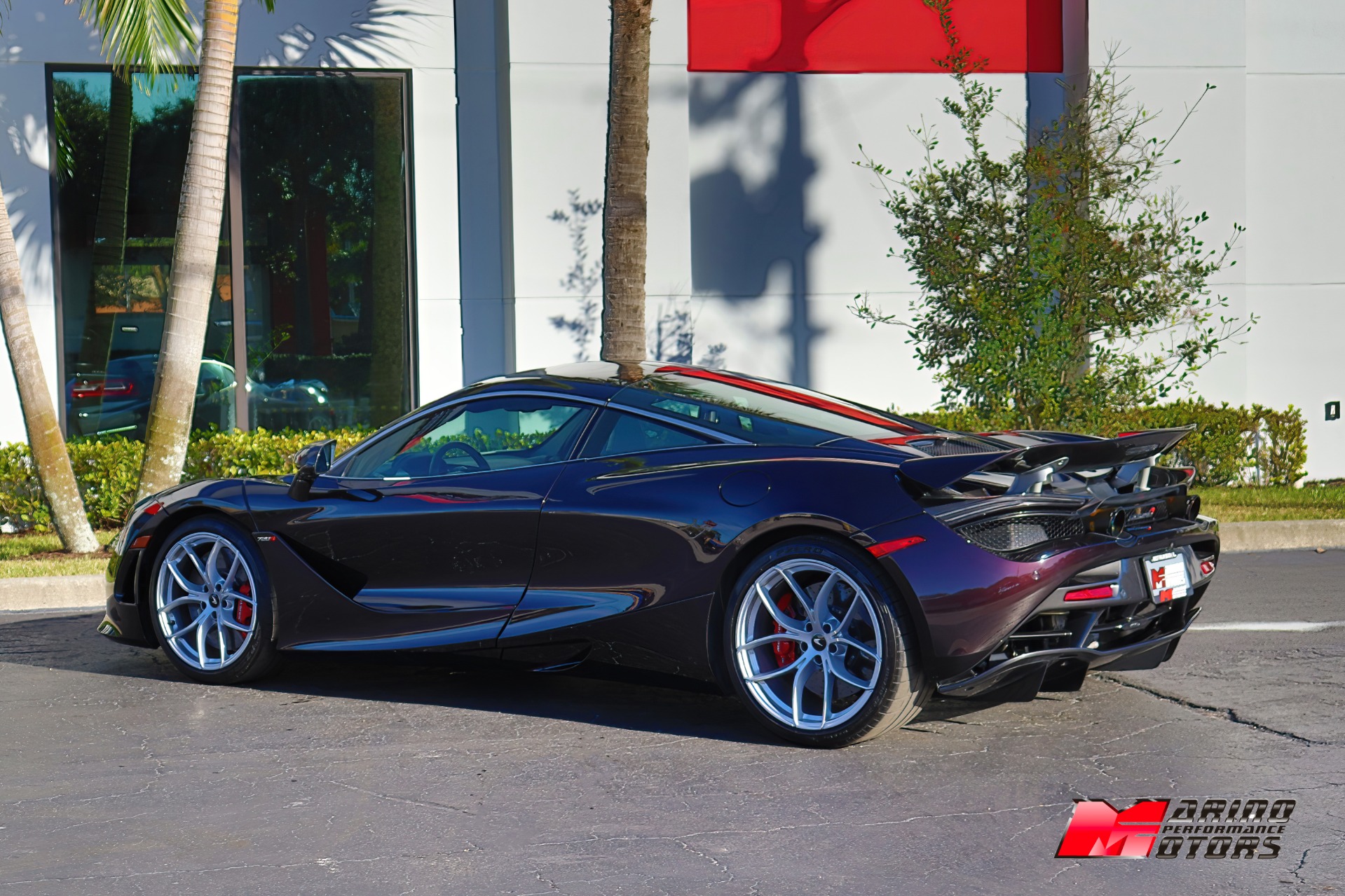 Used-2018-McLaren-720S-Luxury