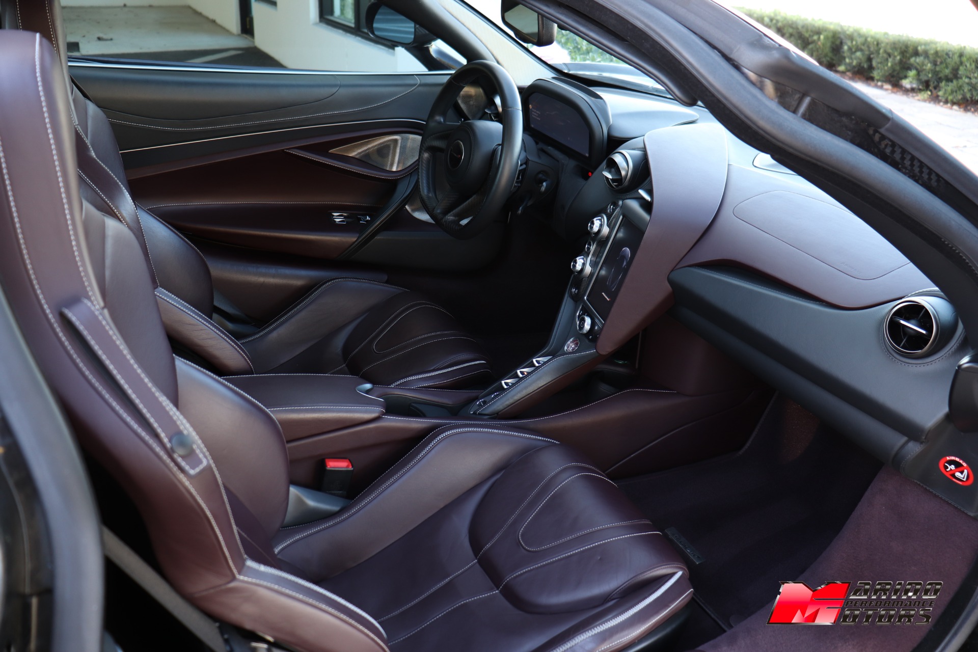 Used-2018-McLaren-720S-Luxury