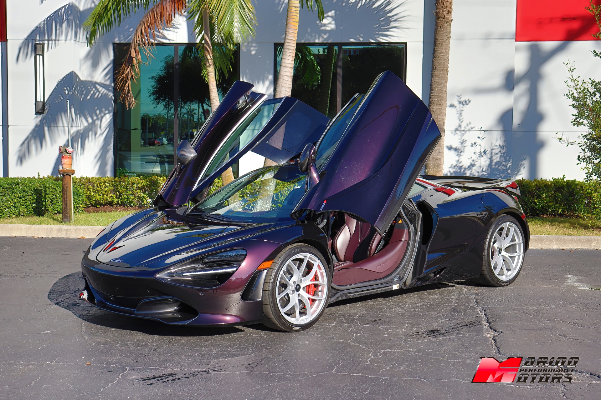 Used-2018-McLaren-720S-Luxury
