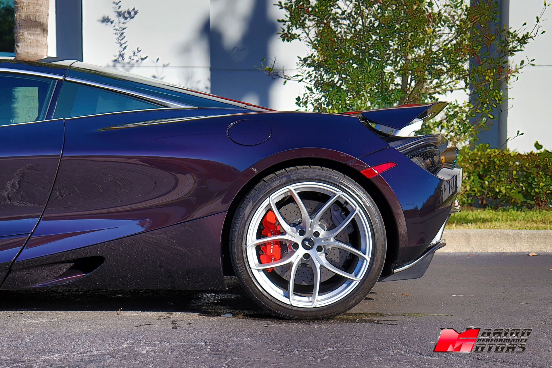 Used-2018-McLaren-720S-Luxury