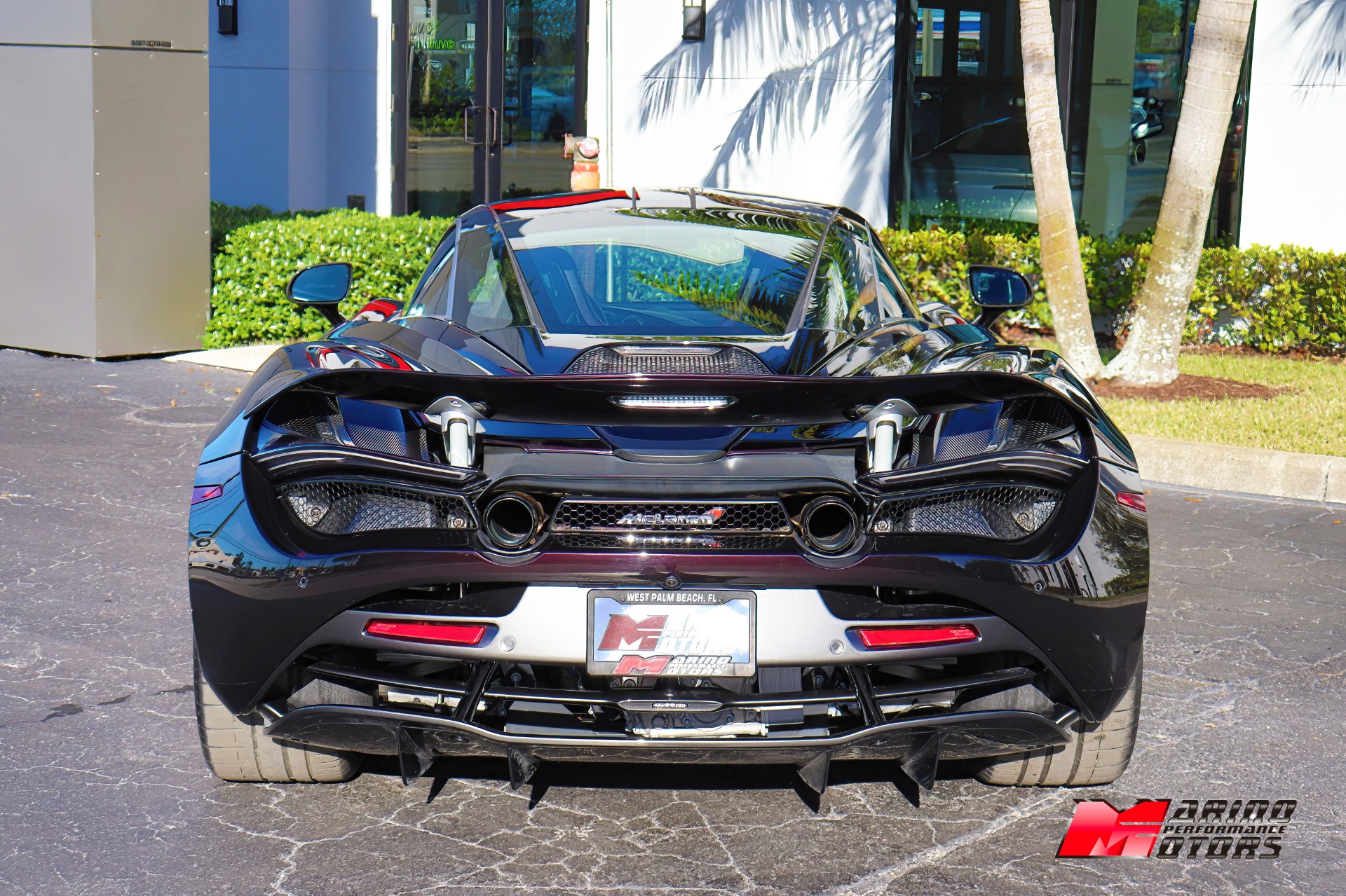 Used-2018-McLaren-720S-Luxury