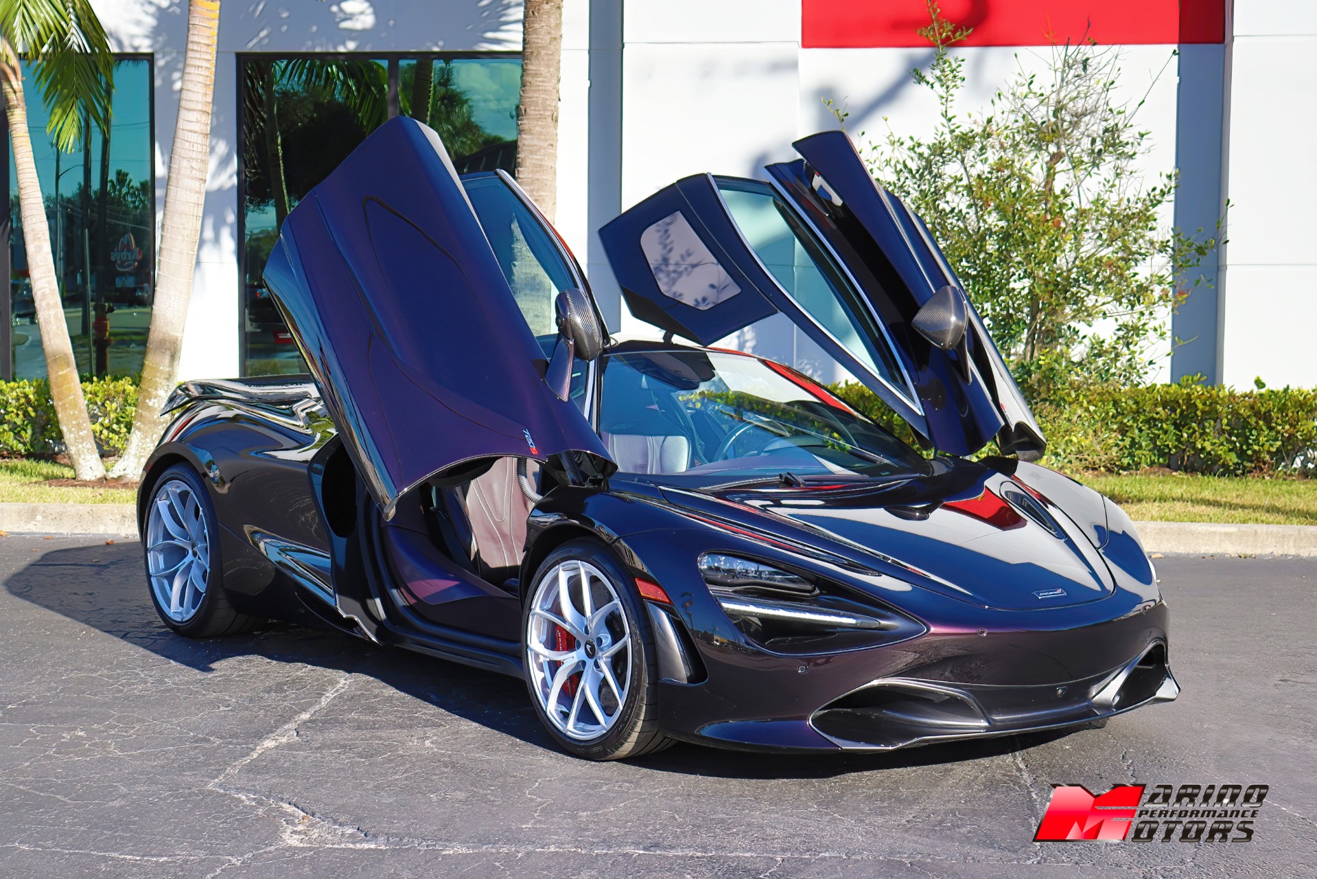 Used-2018-McLaren-720S-Luxury