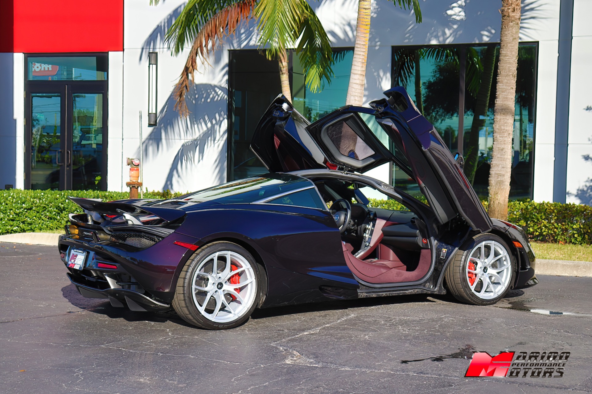 Used-2018-McLaren-720S-Luxury