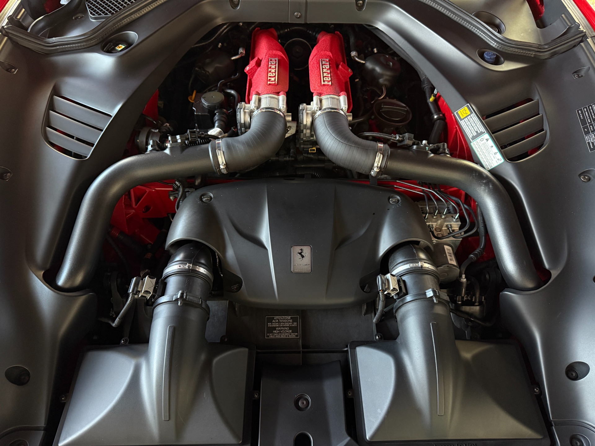 Used-2017-Ferrari-California-T