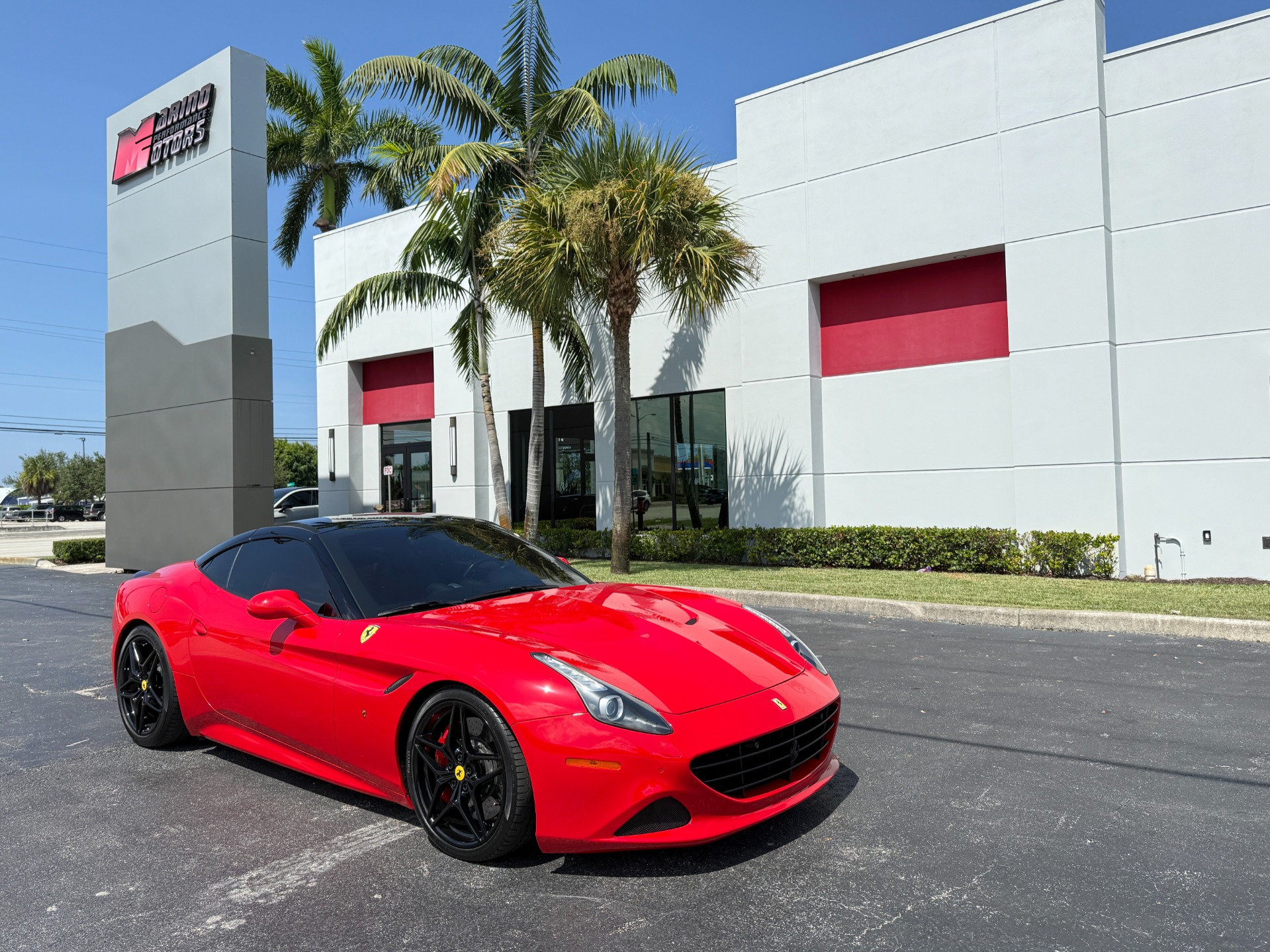 Used-2017-Ferrari-California-T