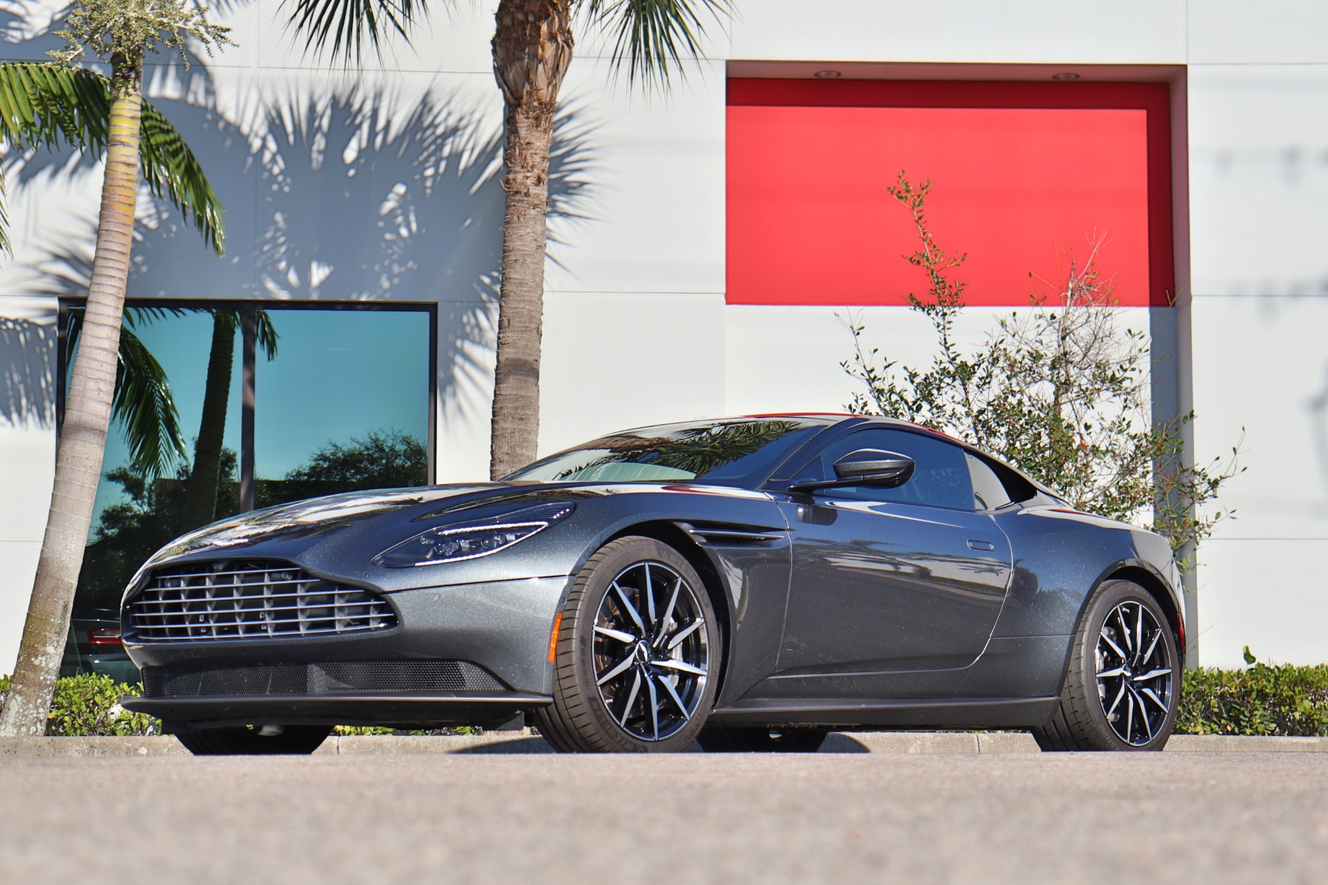 Used-2019-Aston-Martin-DB11-V8